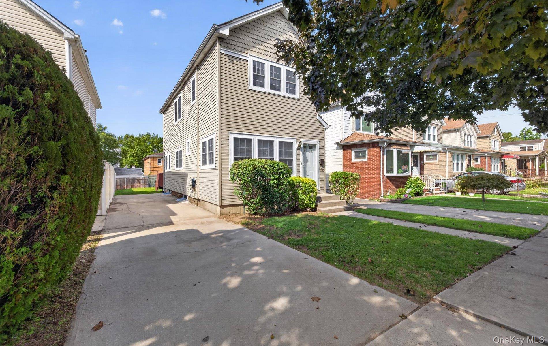 8548 257th ST, Floral Park, NY 11001