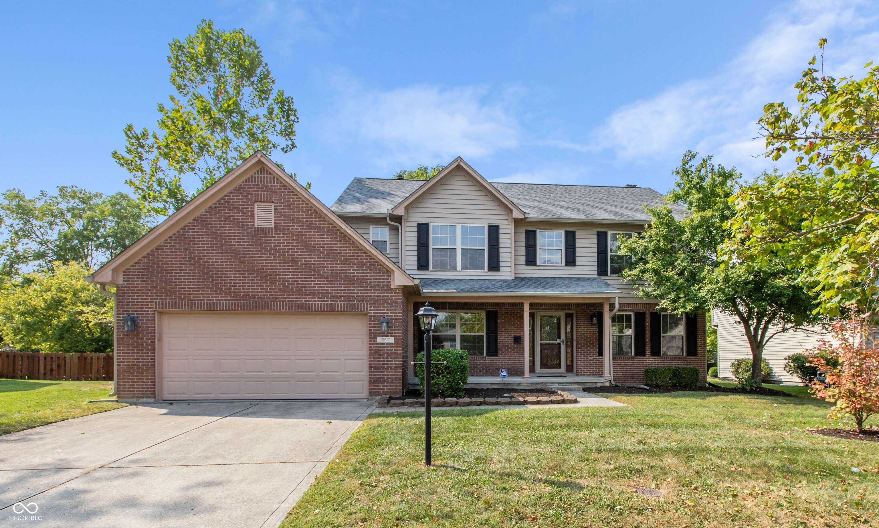 10517 Greenway DR, Fishers, IN 46037