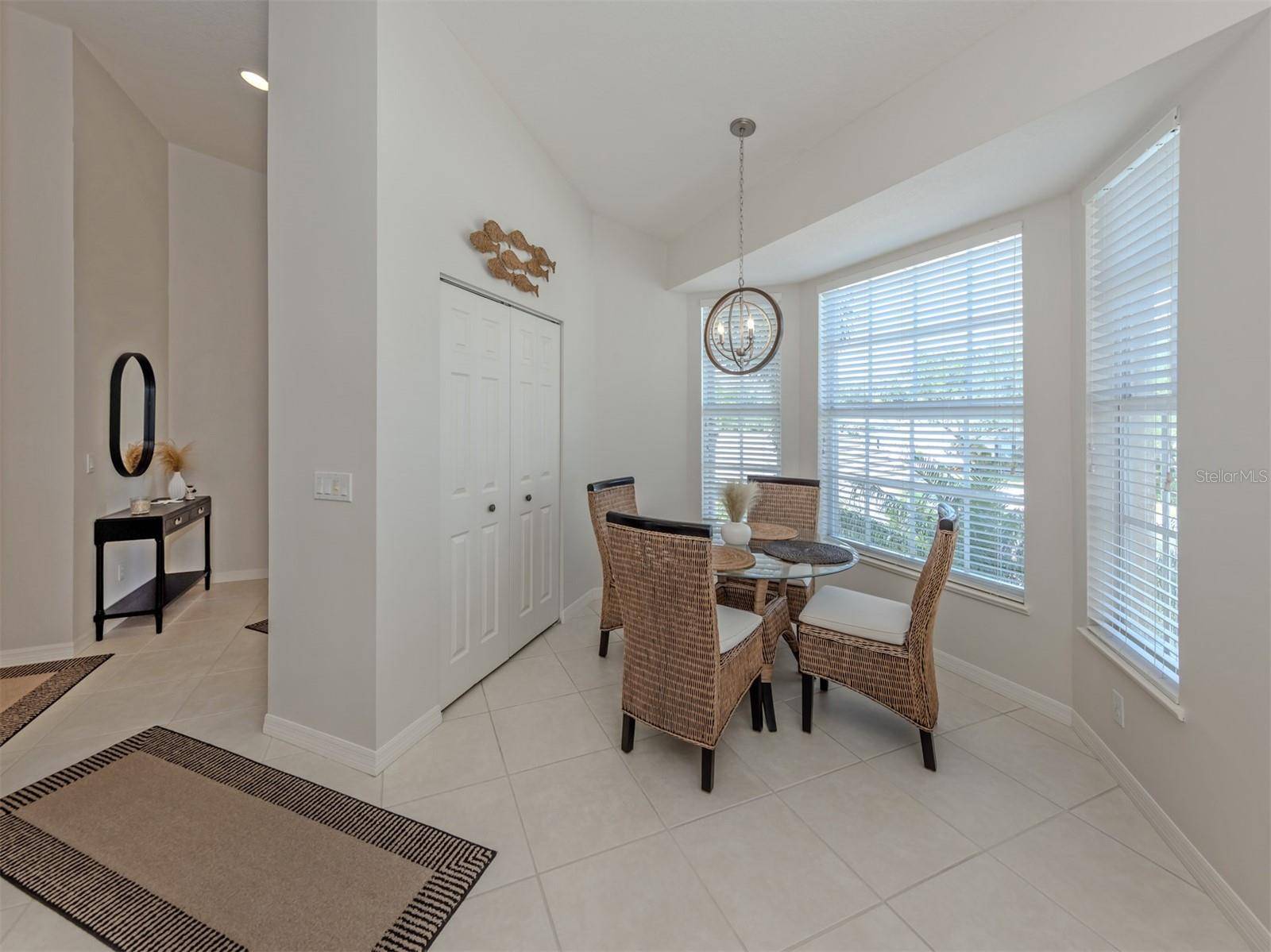 107 WOODBRIDGE DR #202, Venice, FL 34293