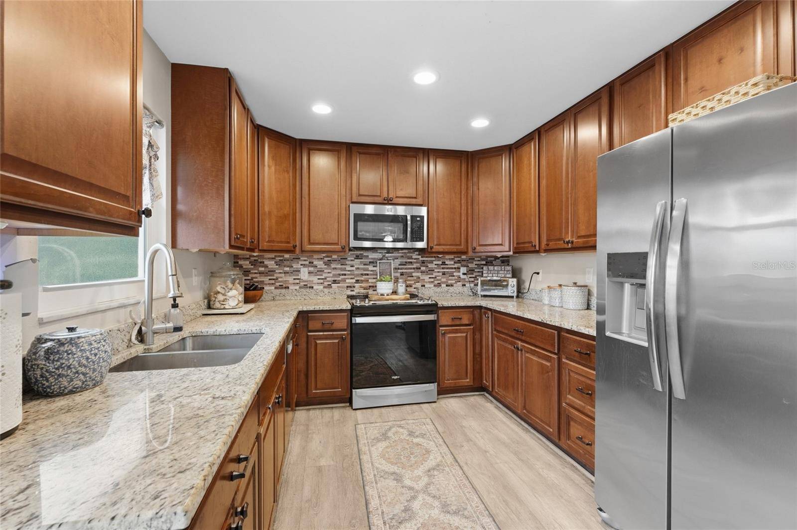 2112 S BRINK AVE, Sarasota, FL 34239