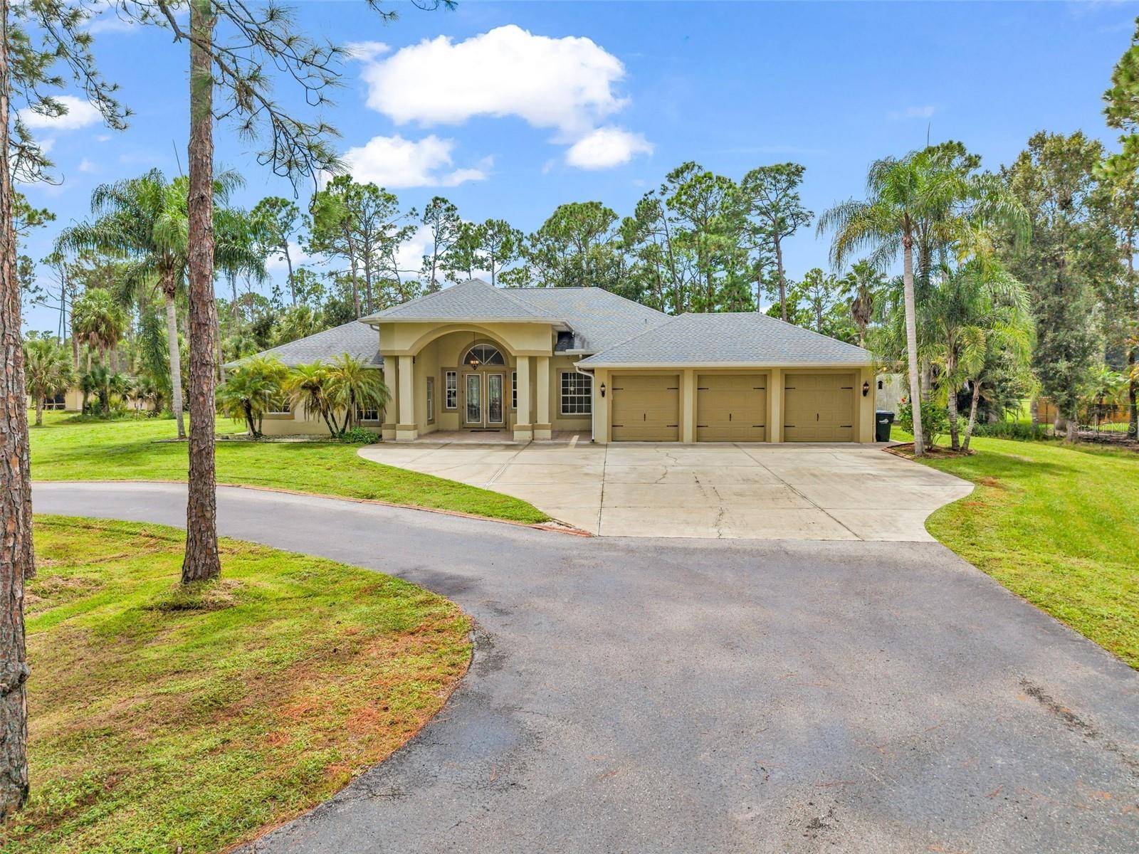 3605 TROPICAIRE BLVD, North Port, FL 34286