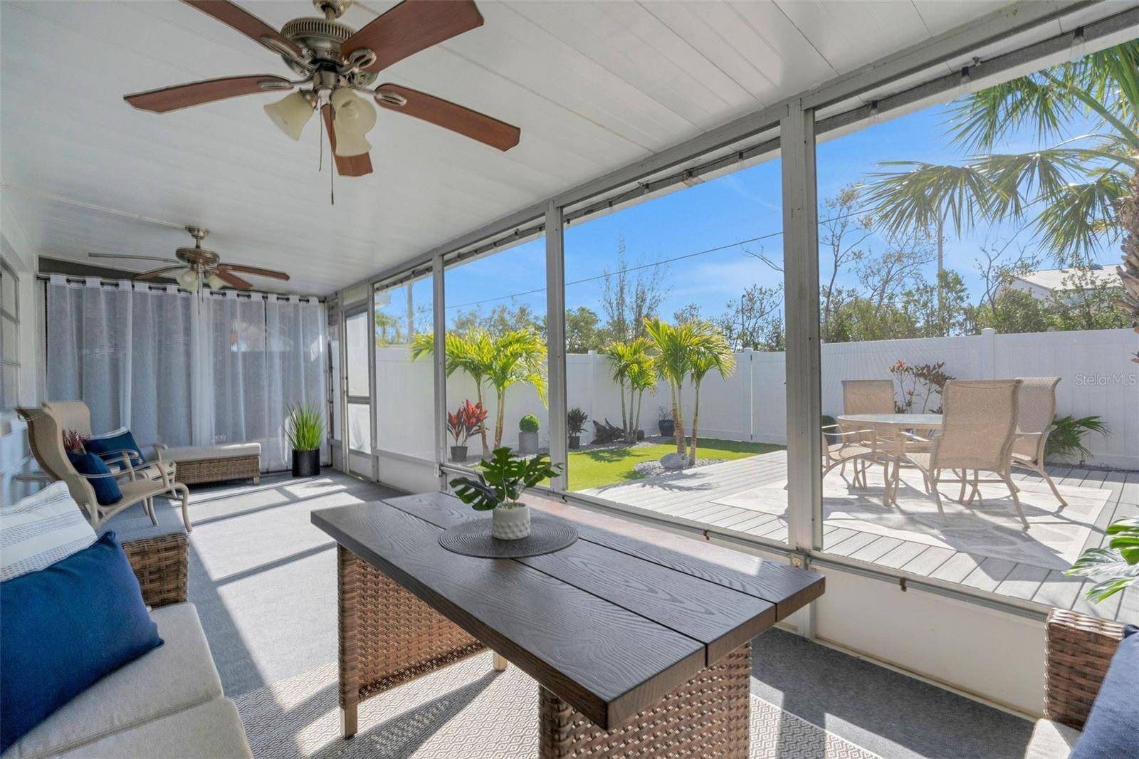 423 62ND ST, Bradenton Beach, FL 34217