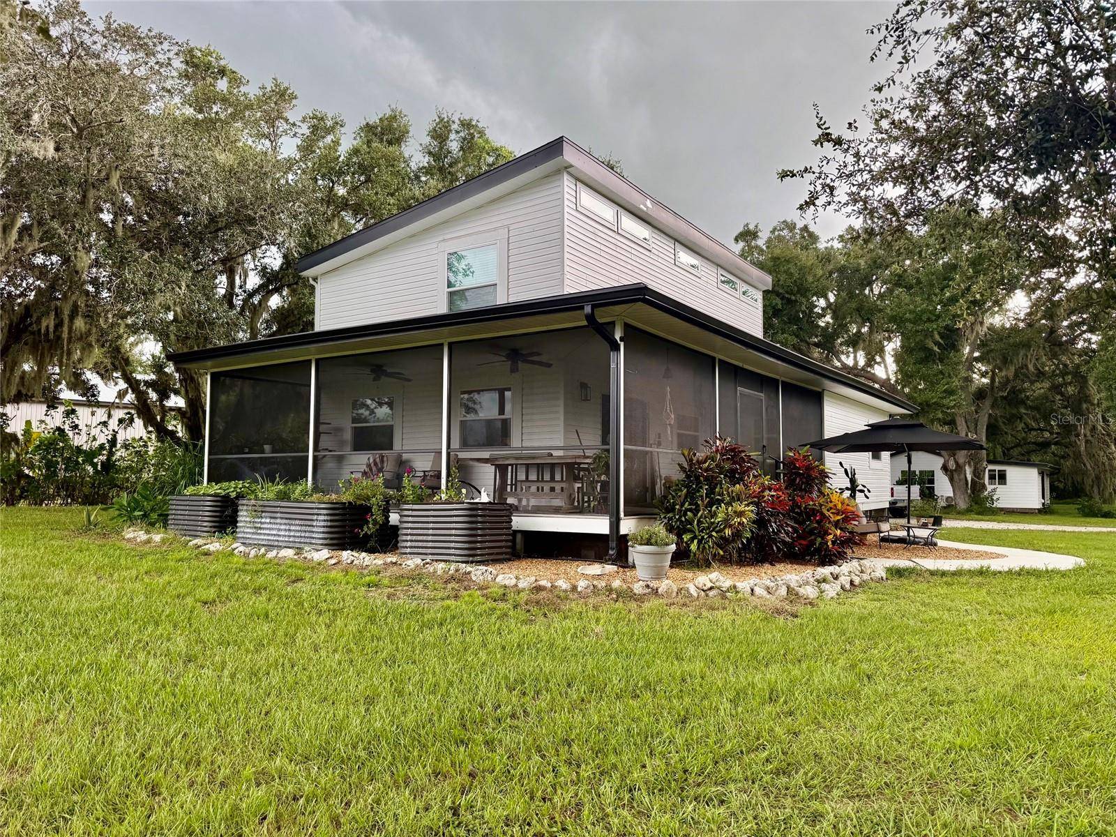 1132 LENA LN, Sarasota, FL 34240