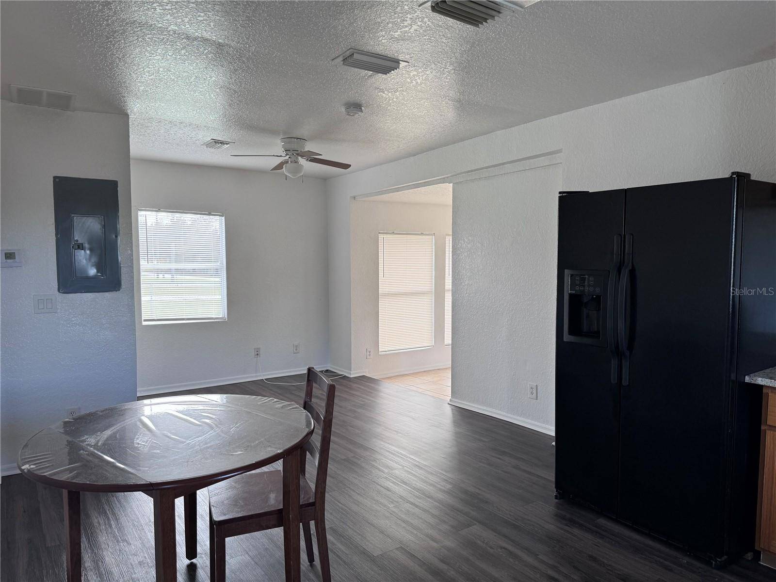 14330 DIVISION ST, Groveland, FL 34736