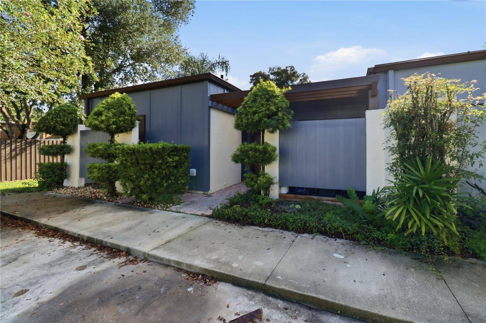 2302 BARBADOS DR, Winter Park, FL 32792