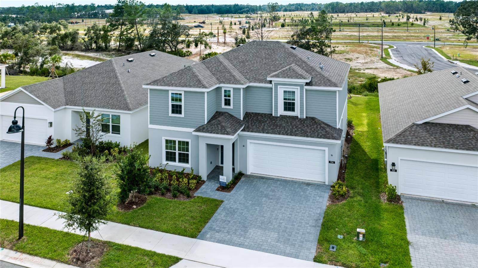 704 FARFIELDS ST, Deland, FL 32724