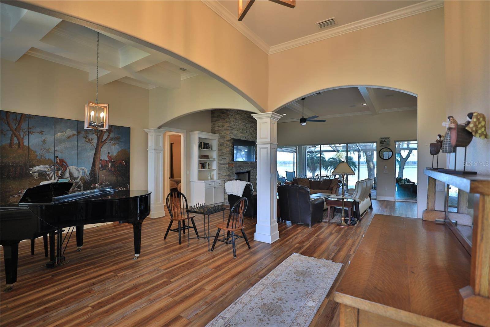 11811 SE SUNSET HARBOR RD, Weirsdale, FL 32195