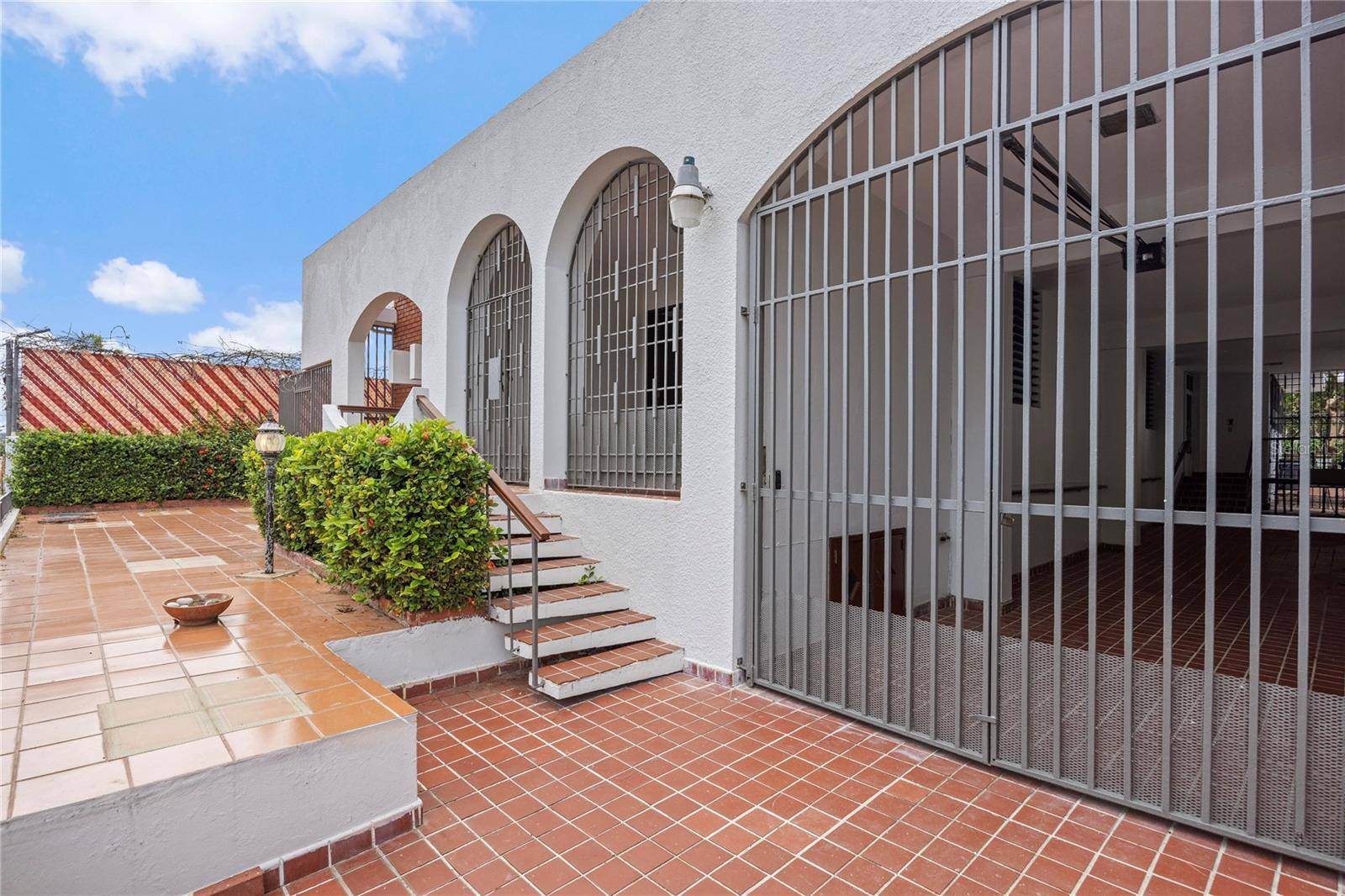 10 Calle Ponce URB. PÉREZ MORRIS, San Juan, PR 00917