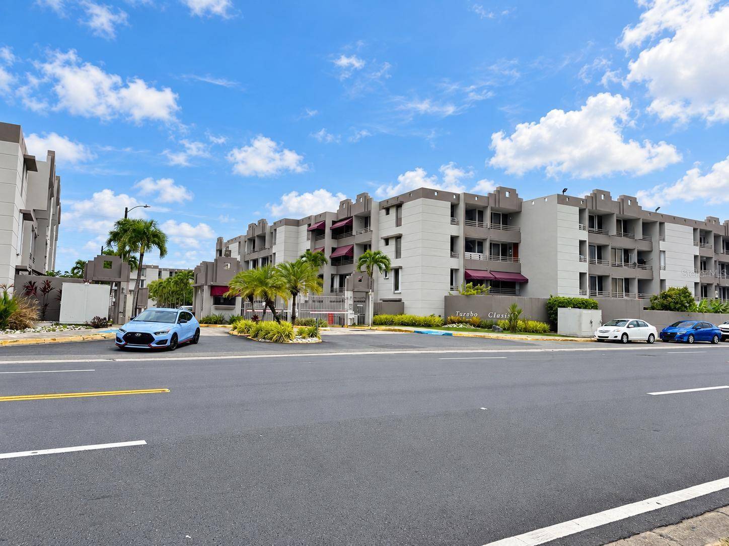 302 COND. TURABO CLUSTERS #AD, Caguas, PR 00727