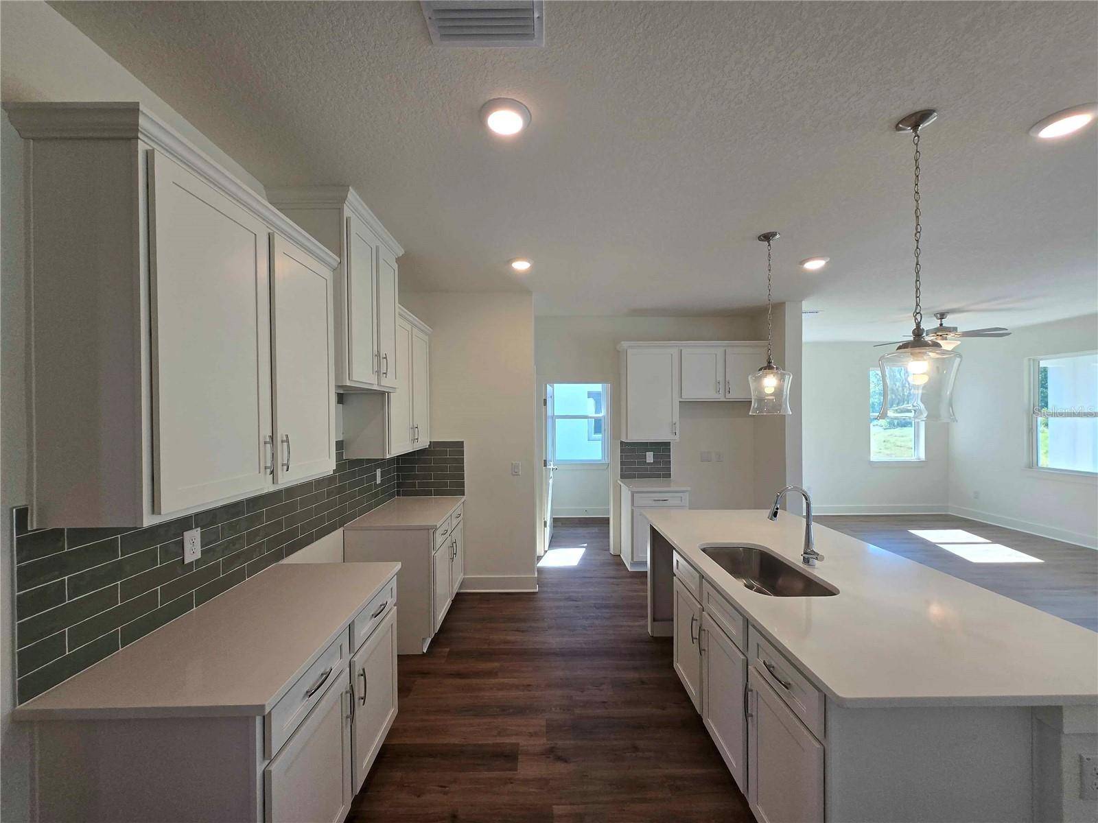 3352 DAYBREAK RUN LOOP, Spring Hill, FL 34609
