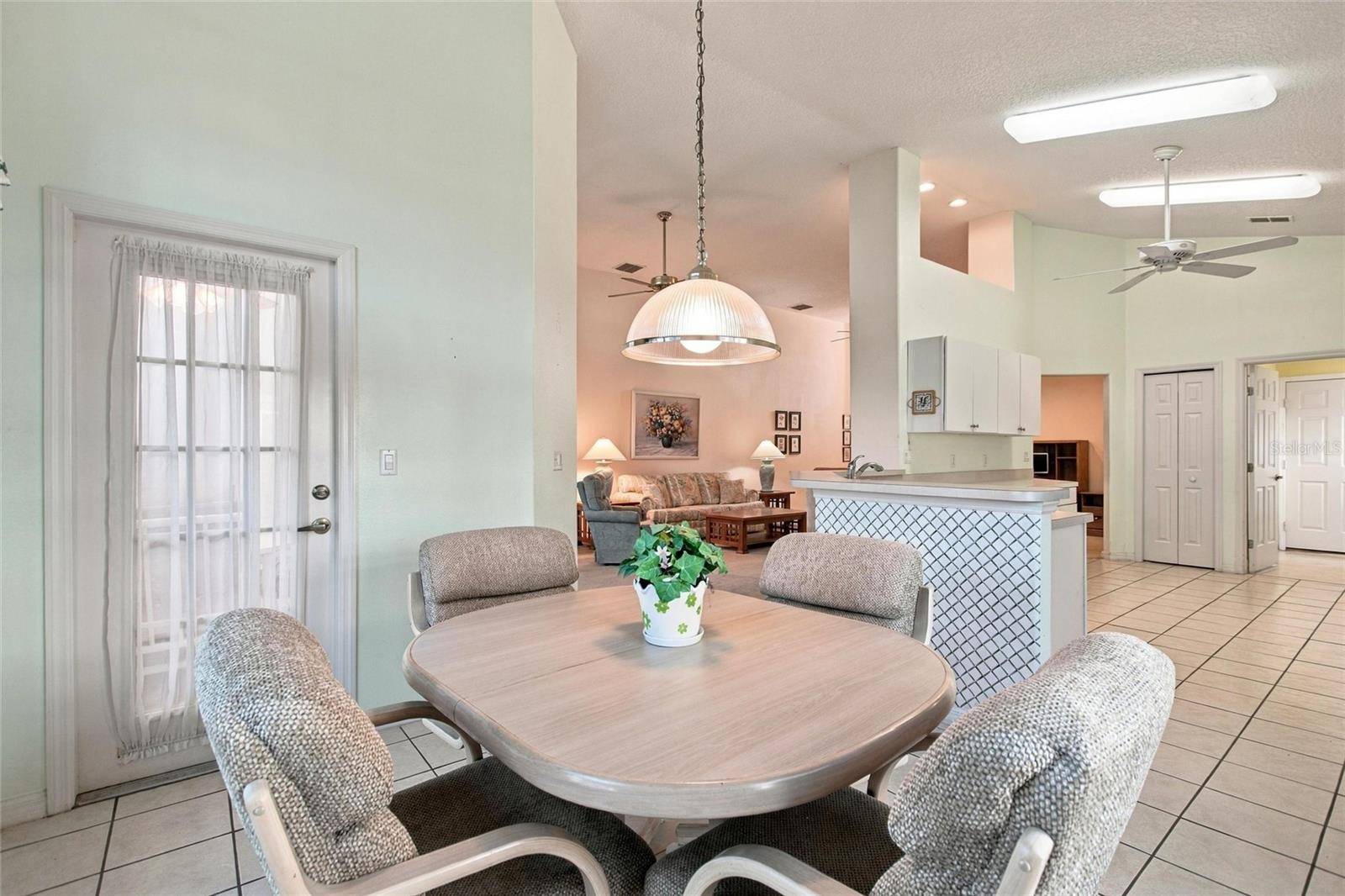 801 HIGH VISTA DR, Davenport, FL 33837