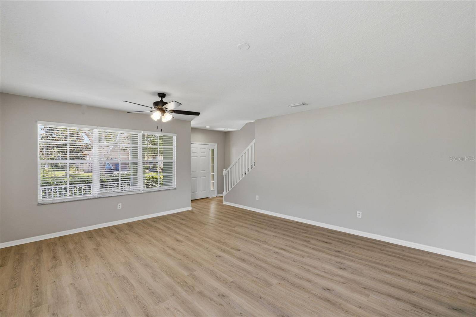 16316 BRIDGECROSSING DR, Lithia, FL 33547