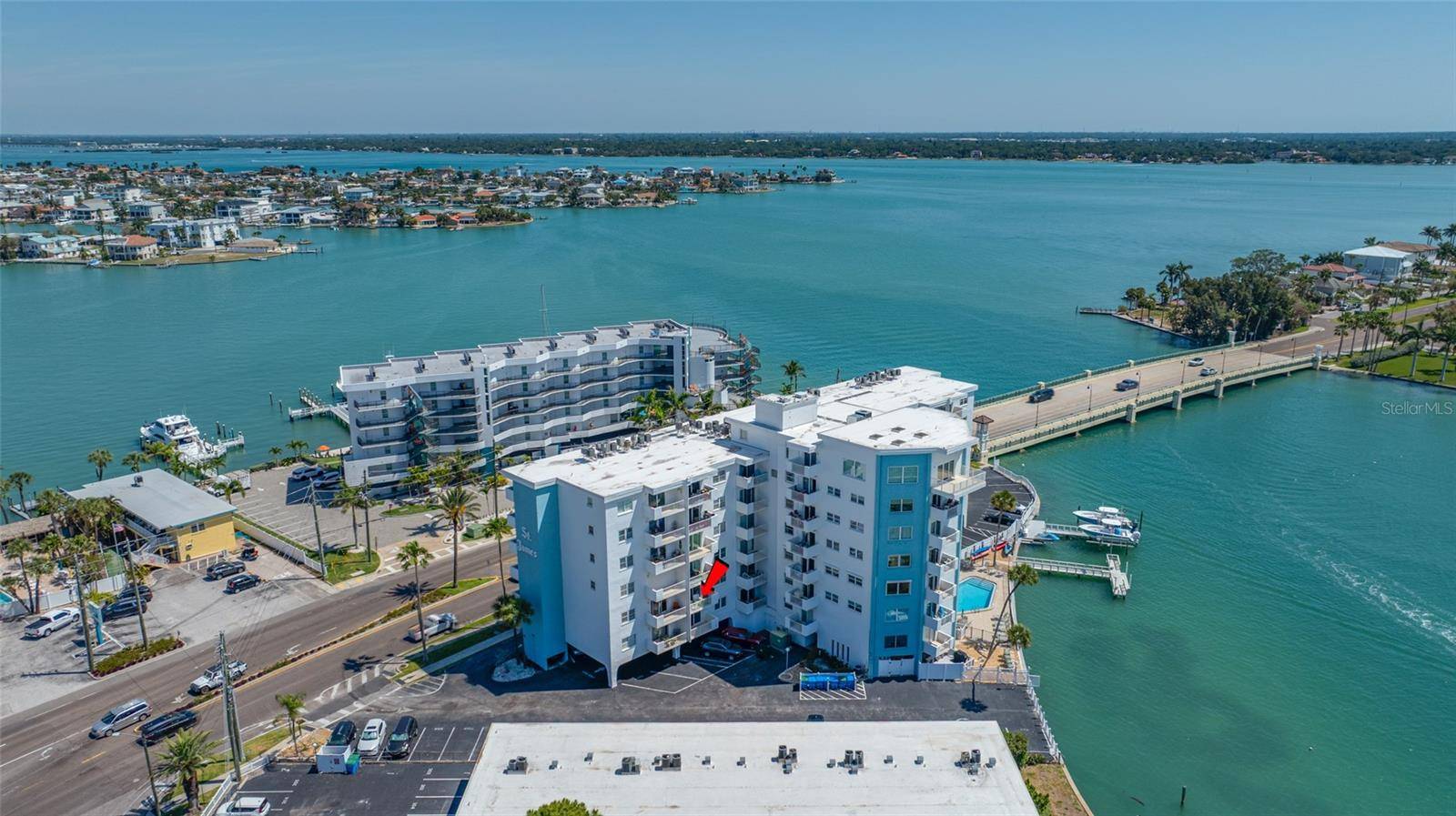 285 107 AVE #306, Treasure Island, FL 33706
