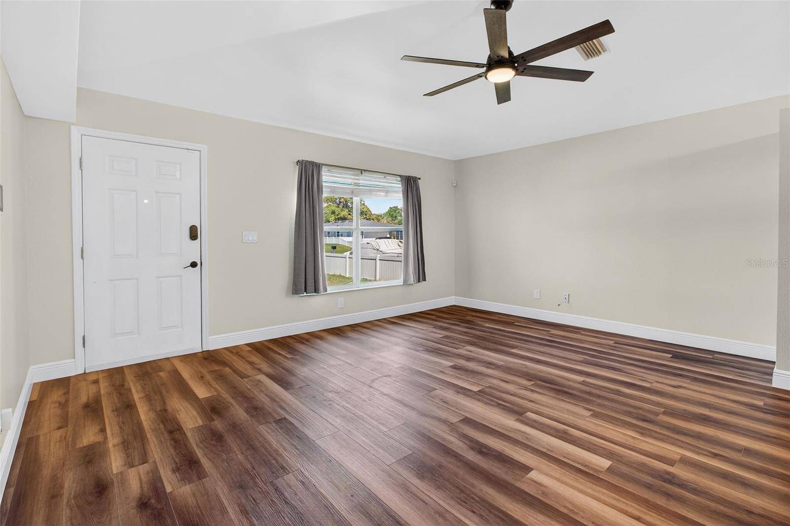2174 19TH AVE SW, Largo, FL 33774