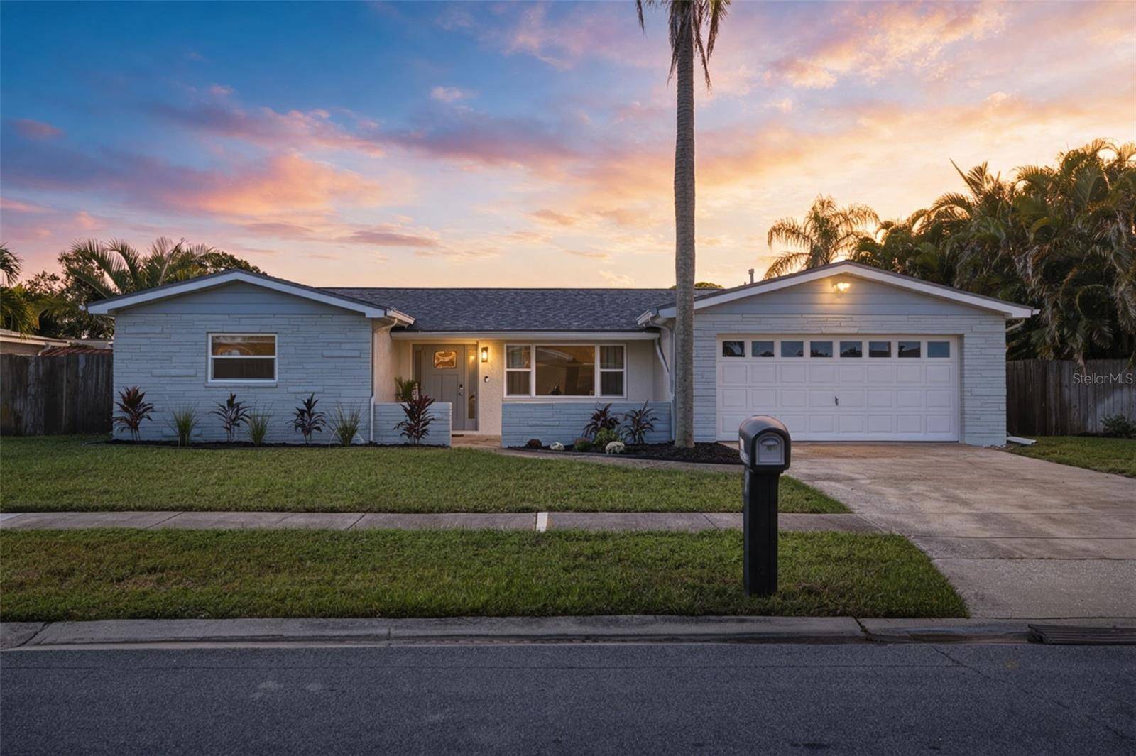 9276 79TH AVE, Seminole, FL 33777