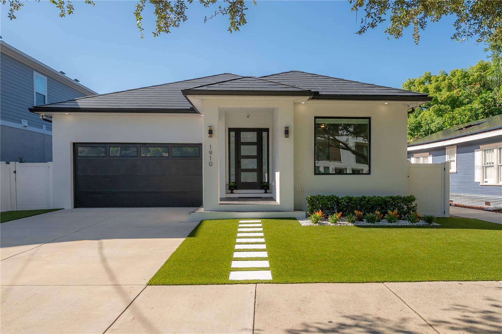 1910 W NORTH B ST, Tampa, FL 33606