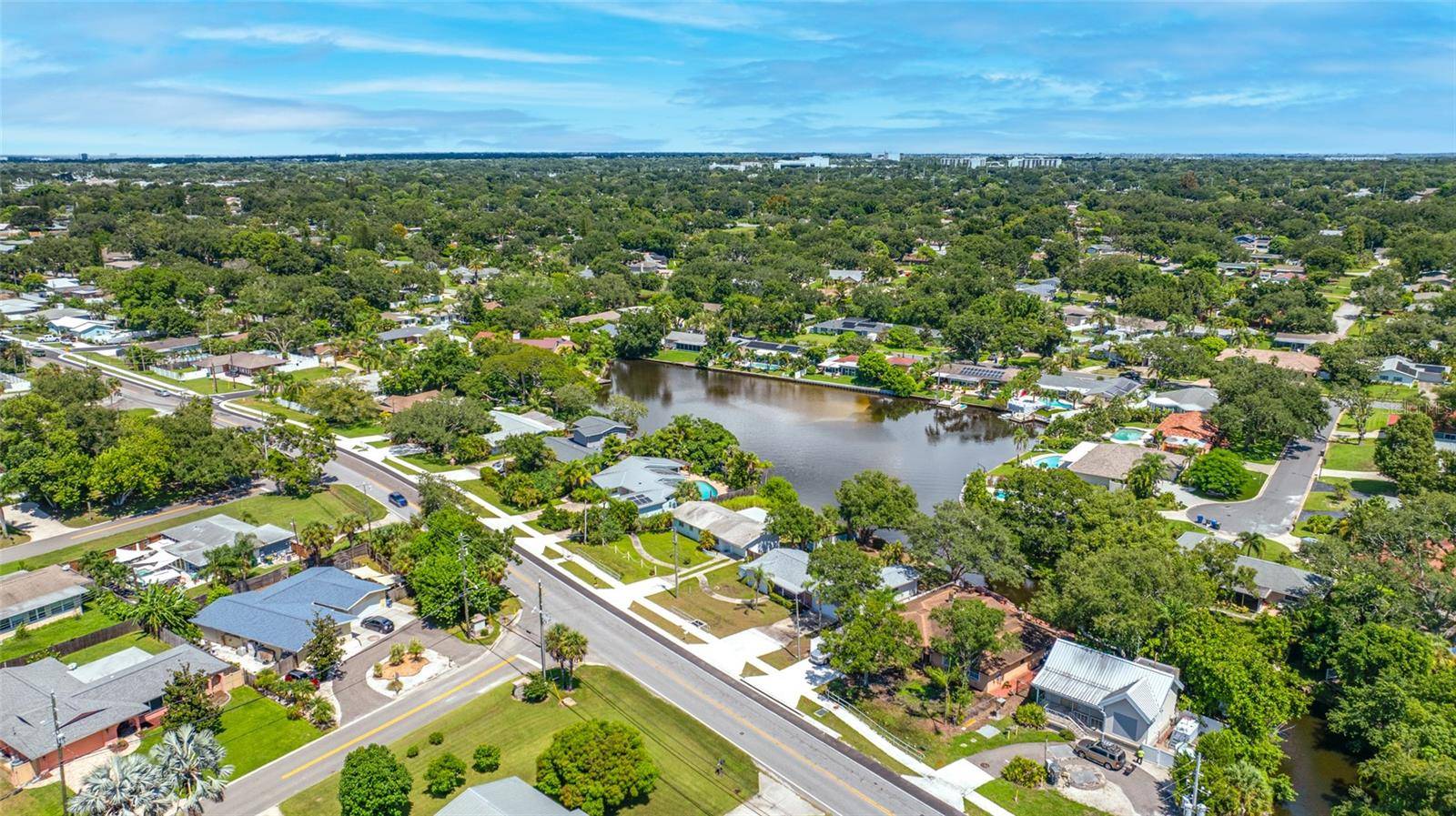 1367 INDIAN ROCKS RD S, Largo, FL 33770