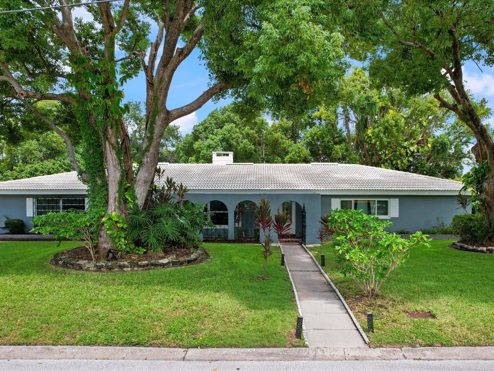 2100 MCKINLEY ST, Clearwater, FL 33765