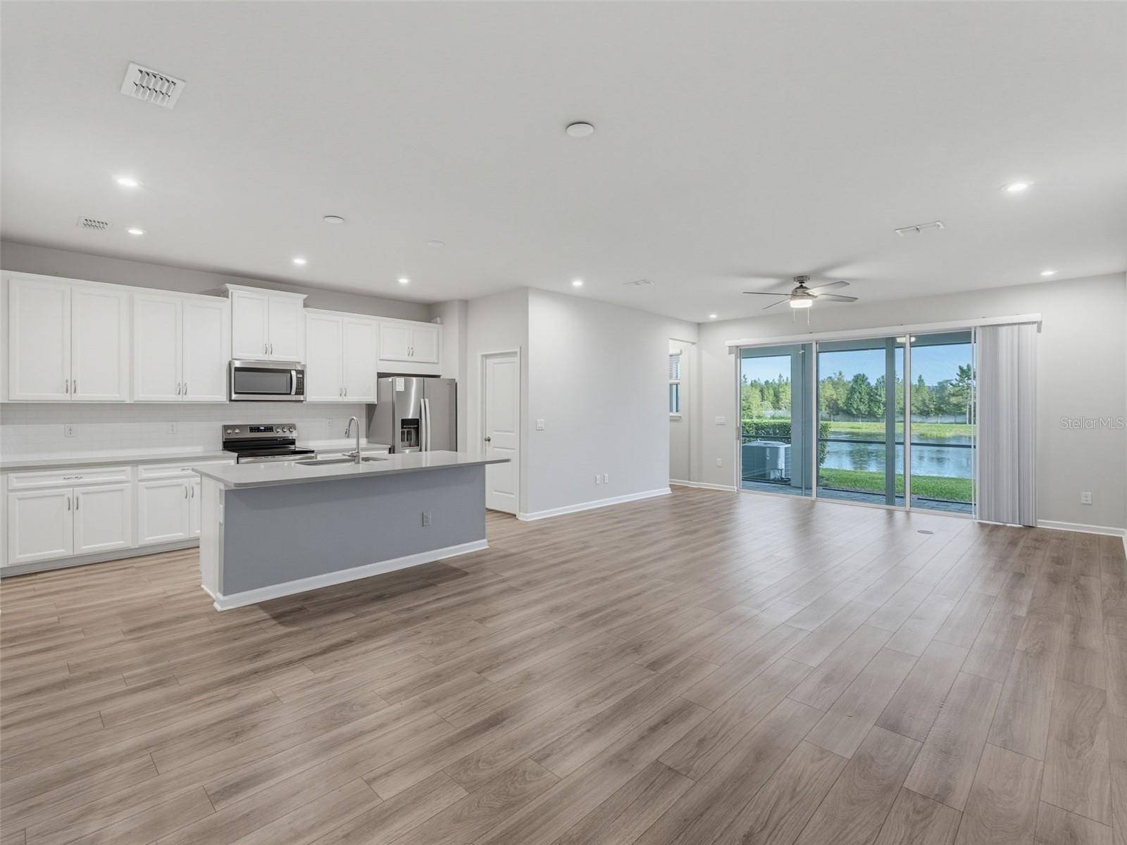 19260 BLUE POND, Lutz, FL 33558