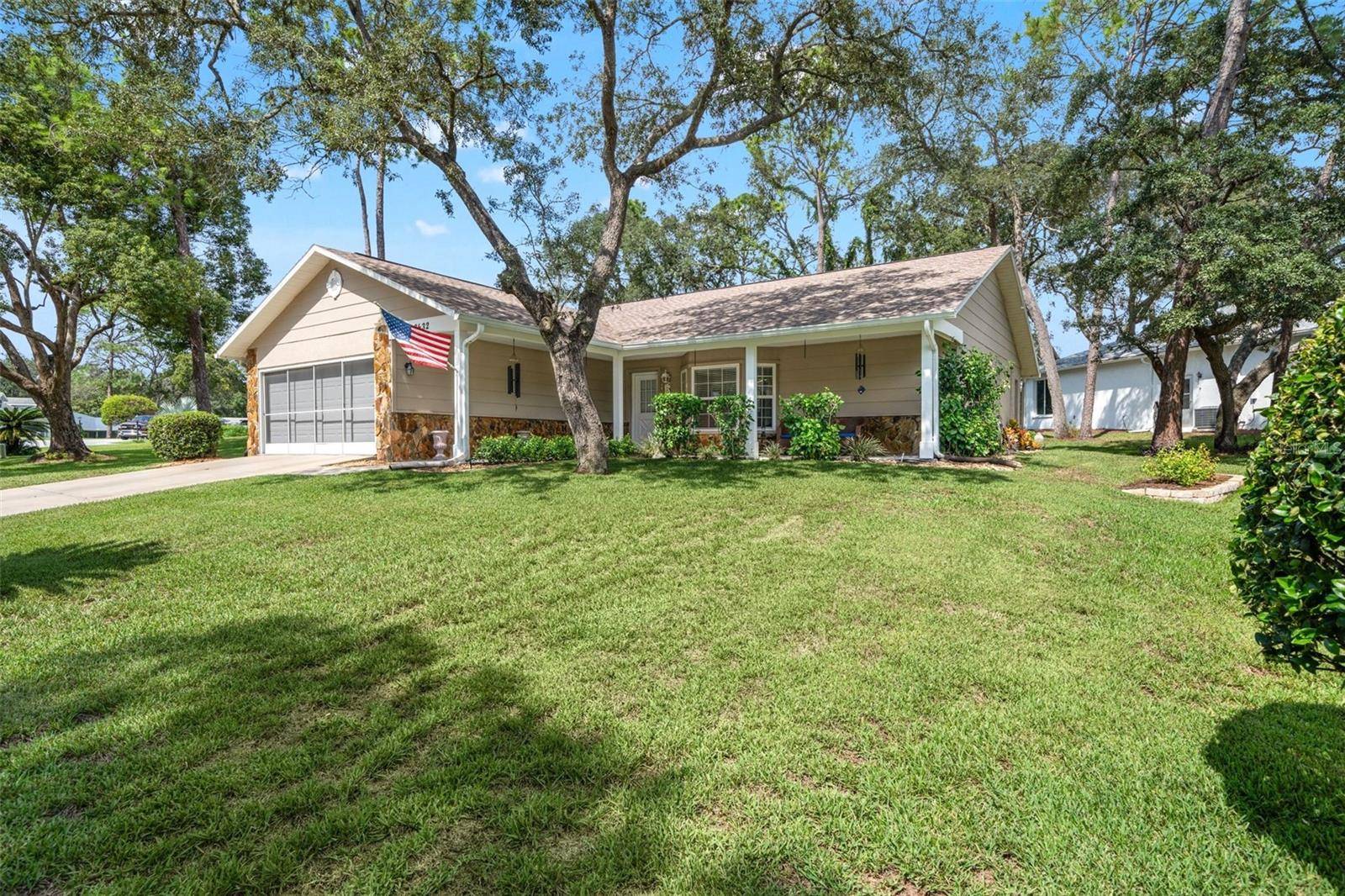2632 ROYAL RIDGE DR, Spring Hill, FL 34606