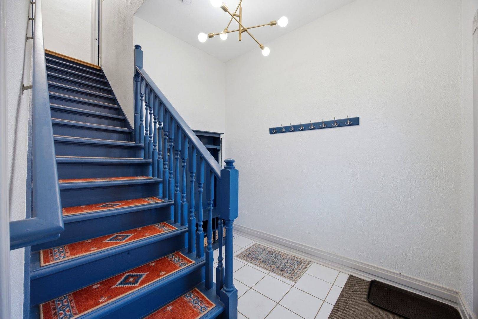 602 S 5th AVE, St. Charles, IL 60174