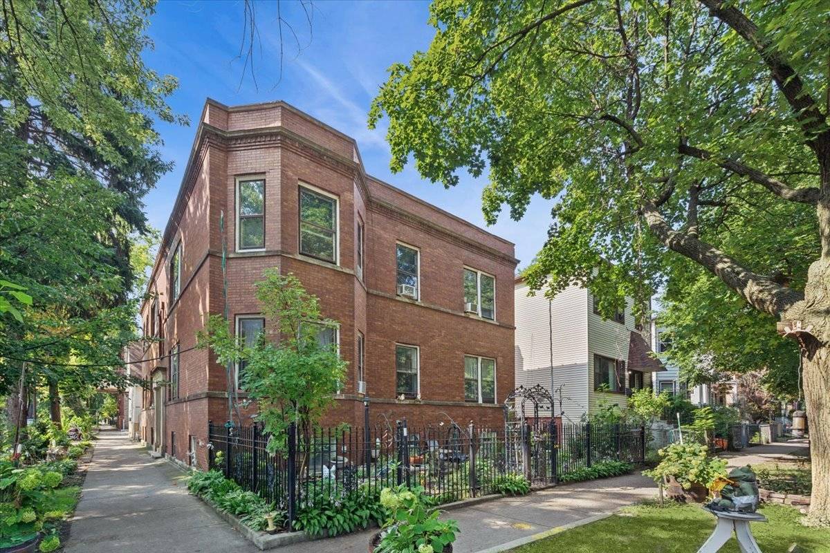 4650 N Hamilton AVE, Chicago, IL 60625