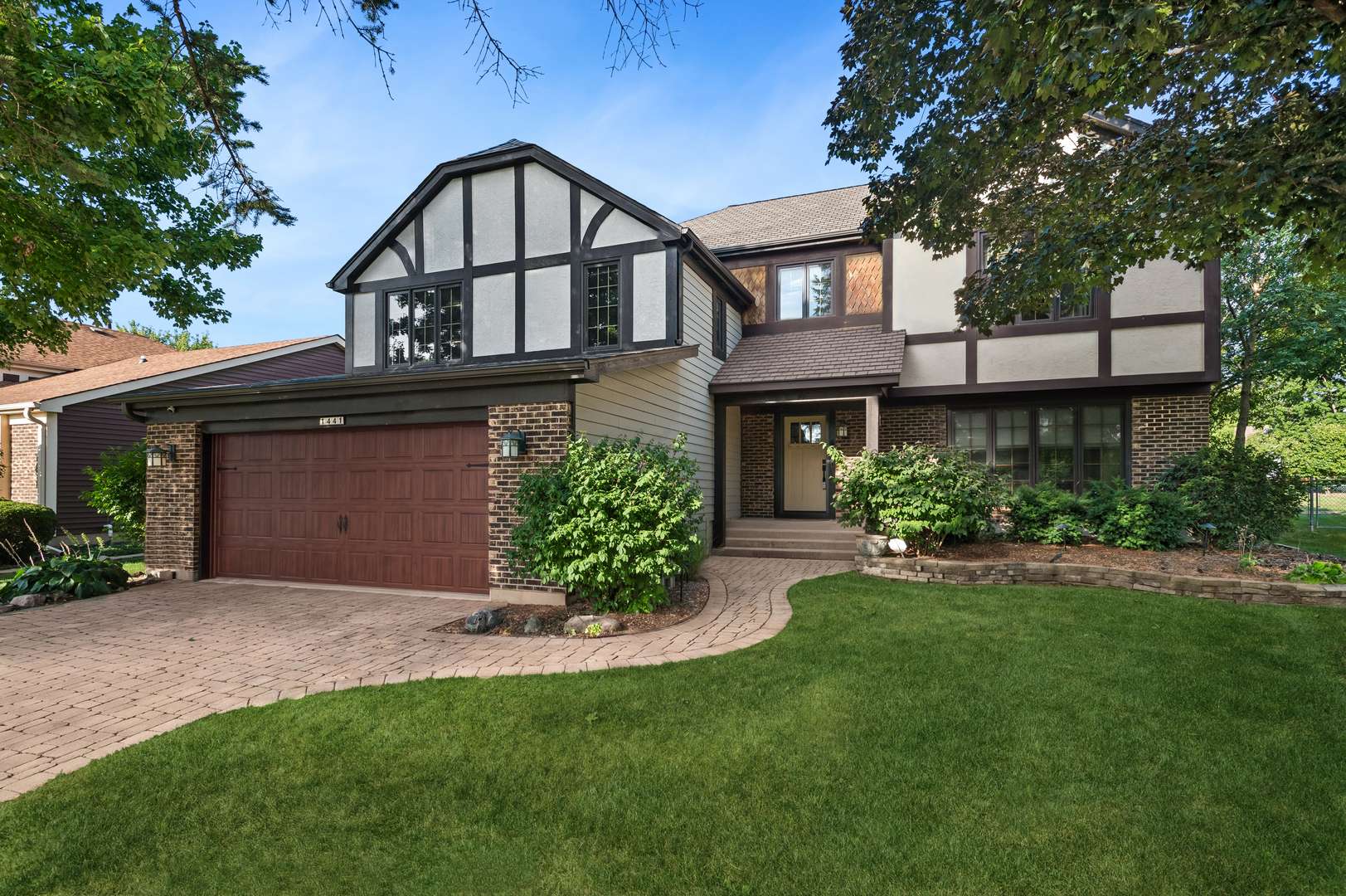 1441 E Hull DR, Wheaton, IL 60189