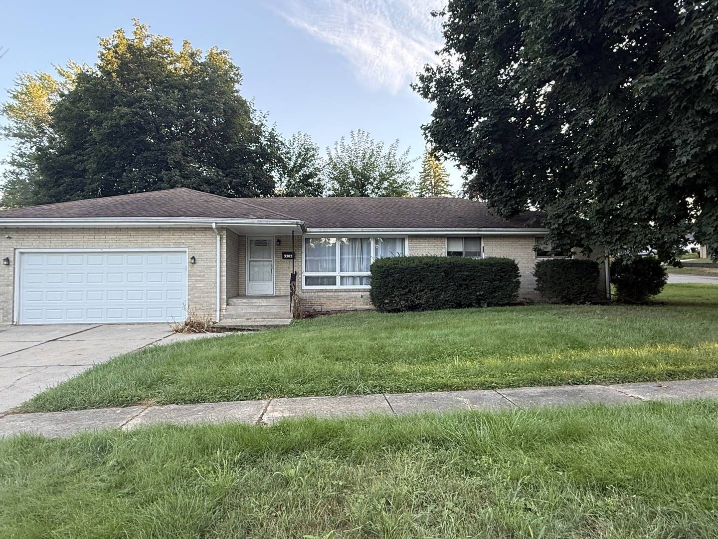 3303 Greenwood AVE, Rockford, IL 61107