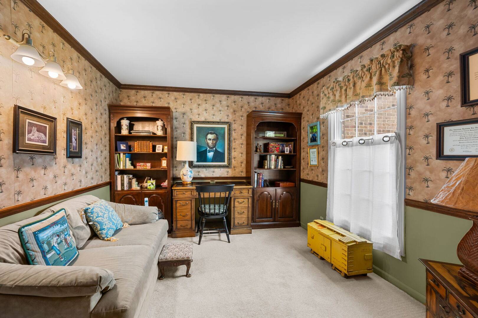 1303 W Crooked Willow LN, Palatine, IL 60067