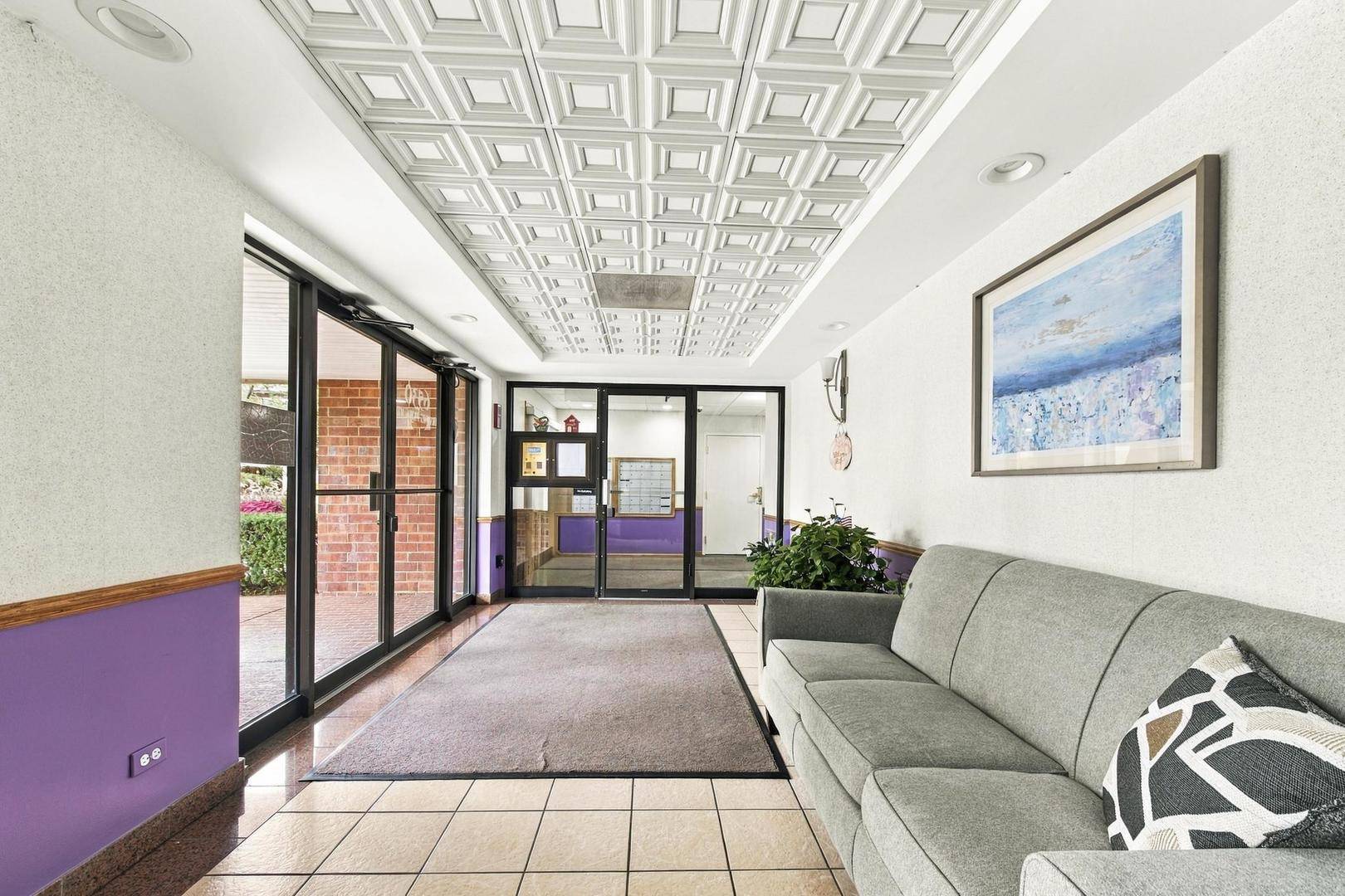 6530 W Irving Park RD #501, Chicago, IL 60634