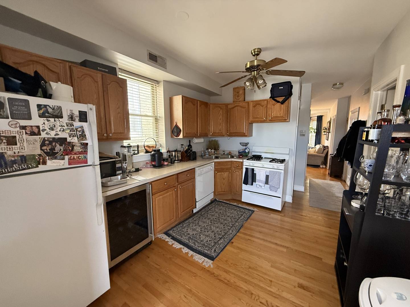 2302 W ROSCOE ST #2-F, Chicago, IL 60618