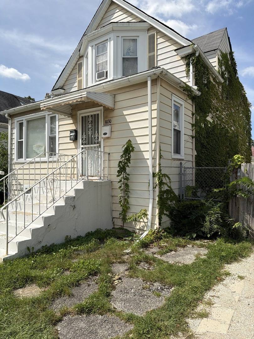 1030 N Mason AVE, Chicago, IL 60651