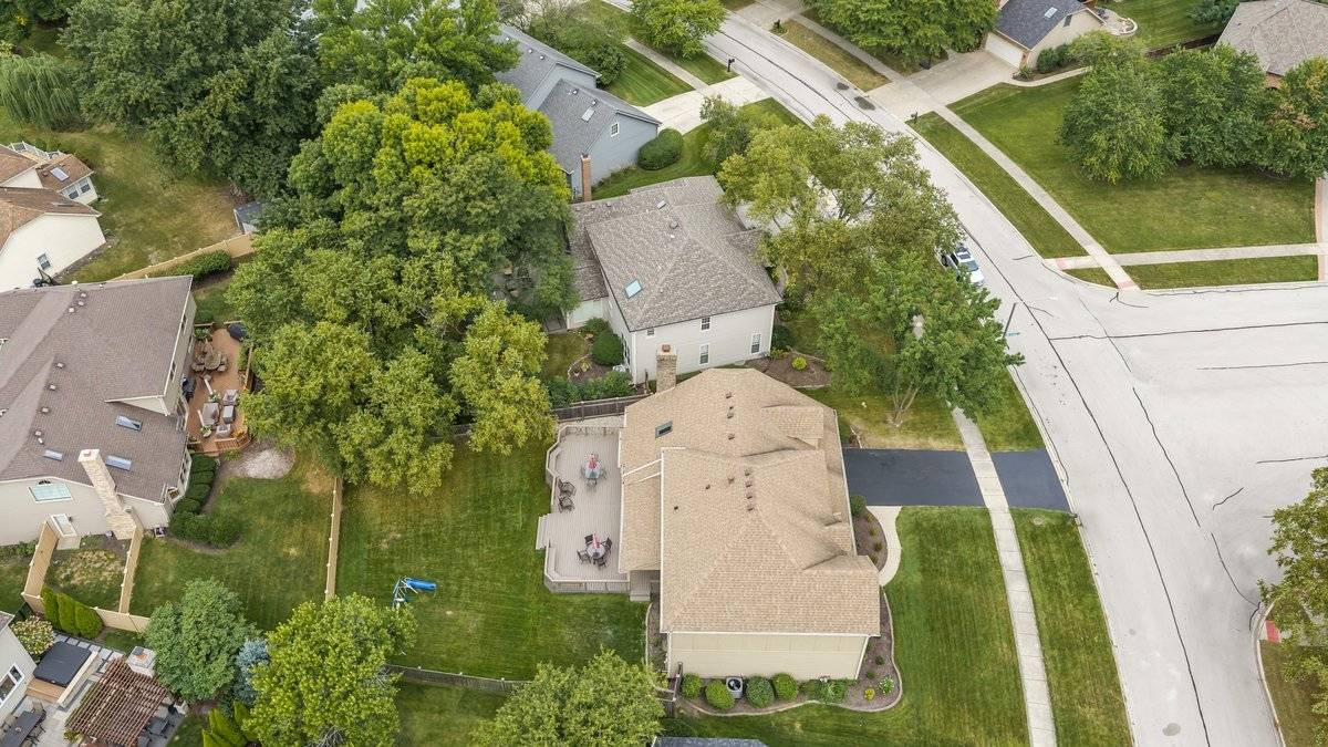 2440 Rio Grande CIR, Naperville, IL 60565