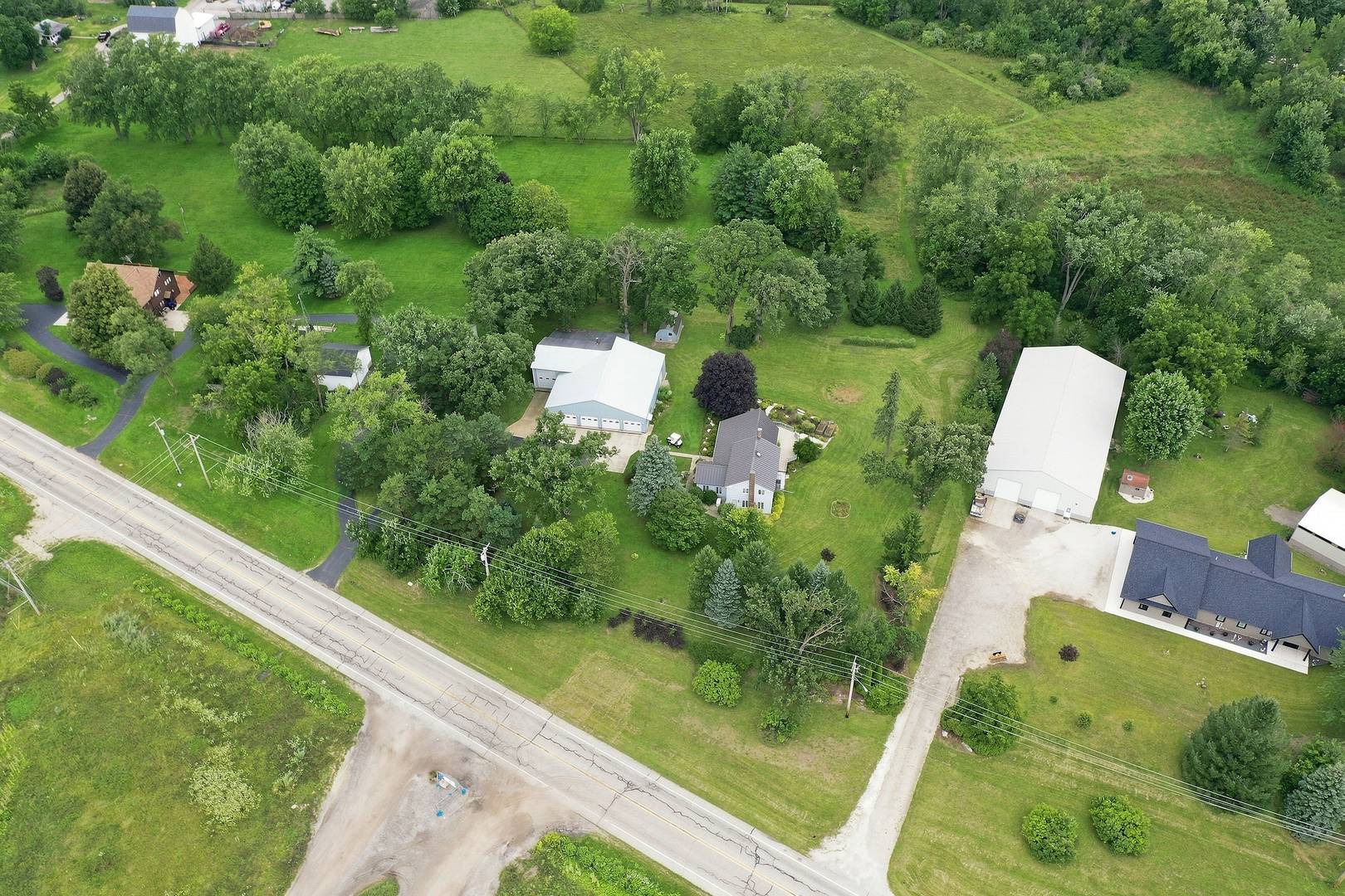 6424 Mccullom Lake RD, Wonder Lake, IL 60097