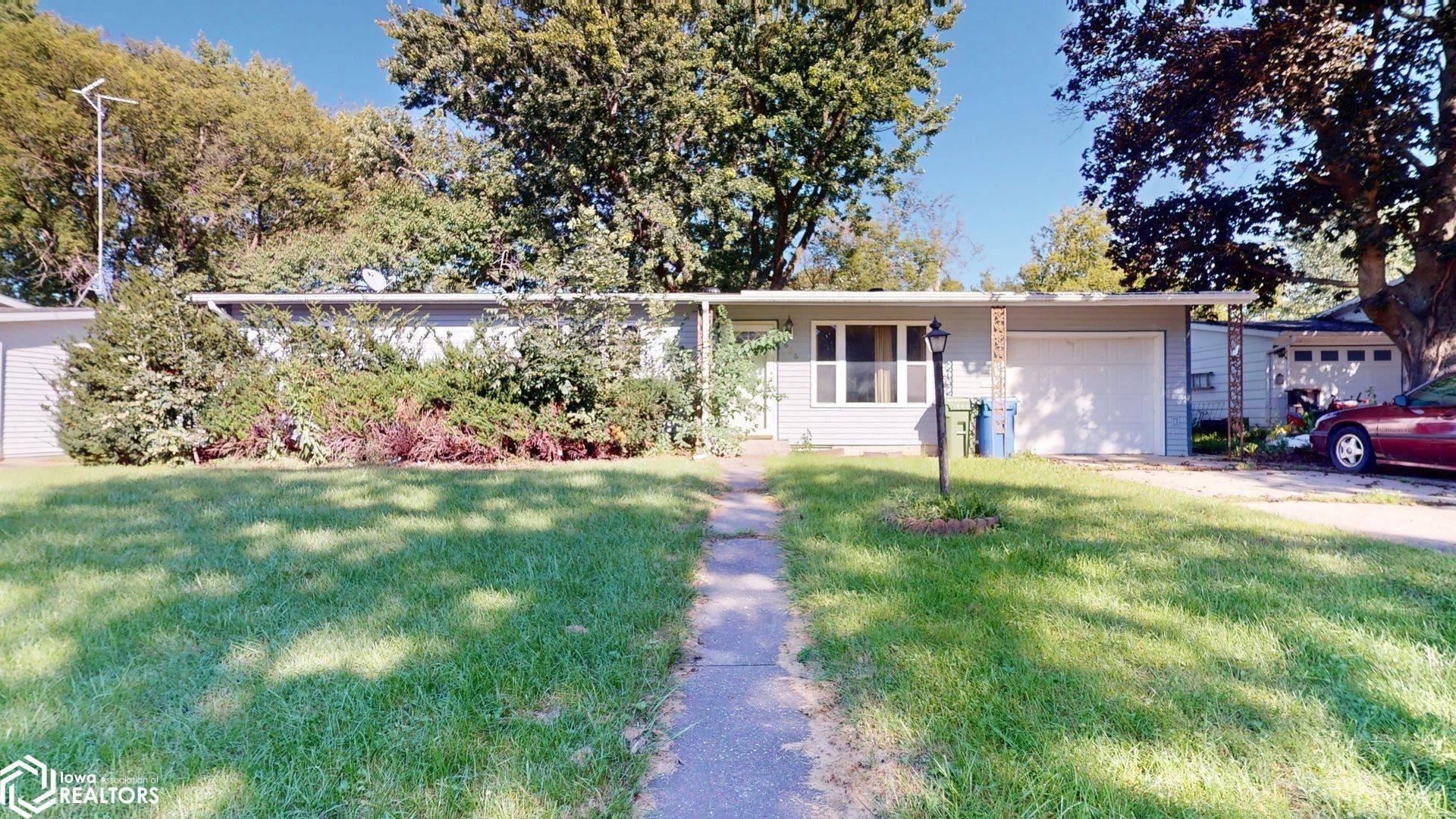 606 J ST, Charles City, IA 50616