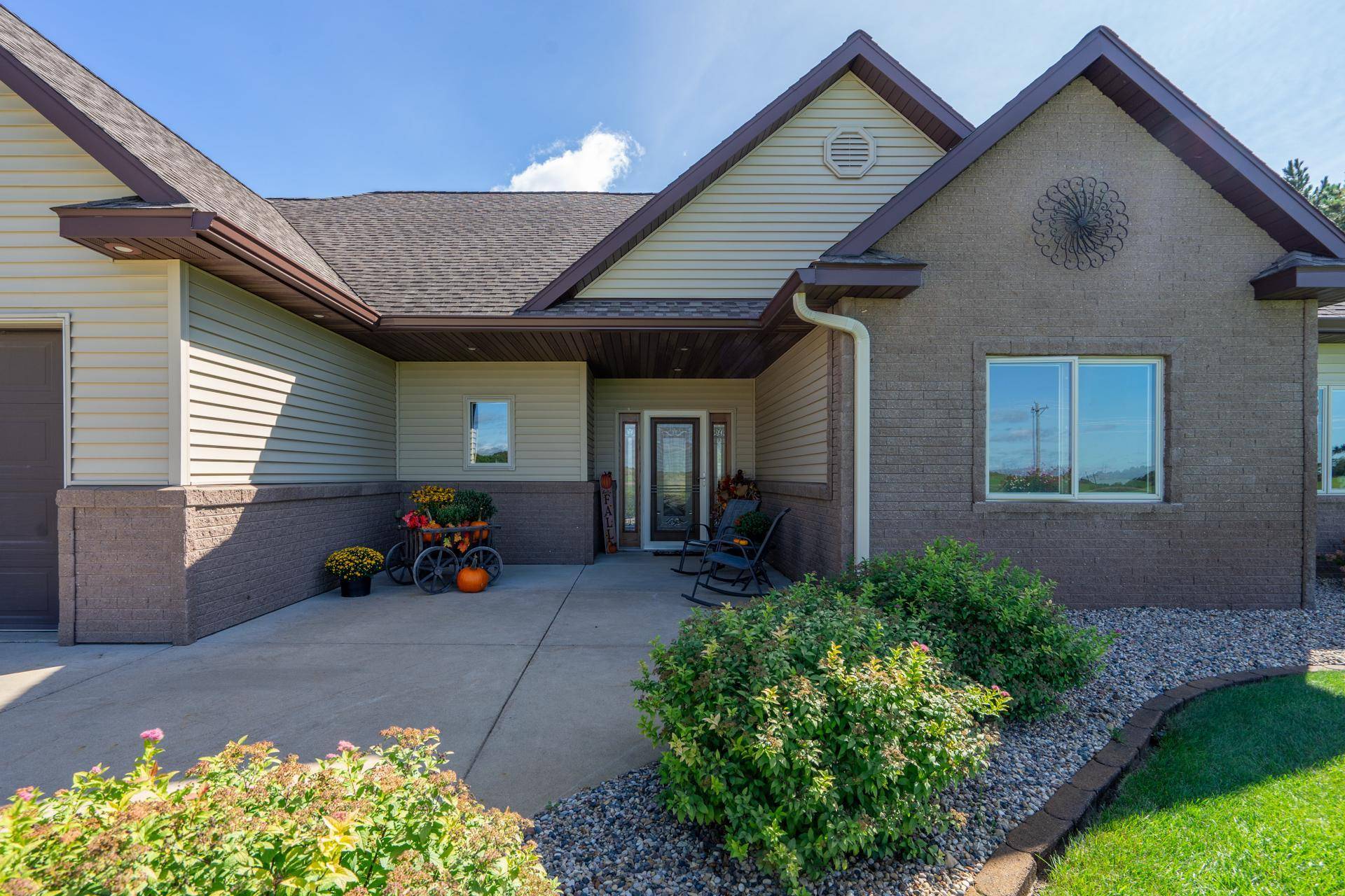 12372 Airport RD, Staples, MN 56479