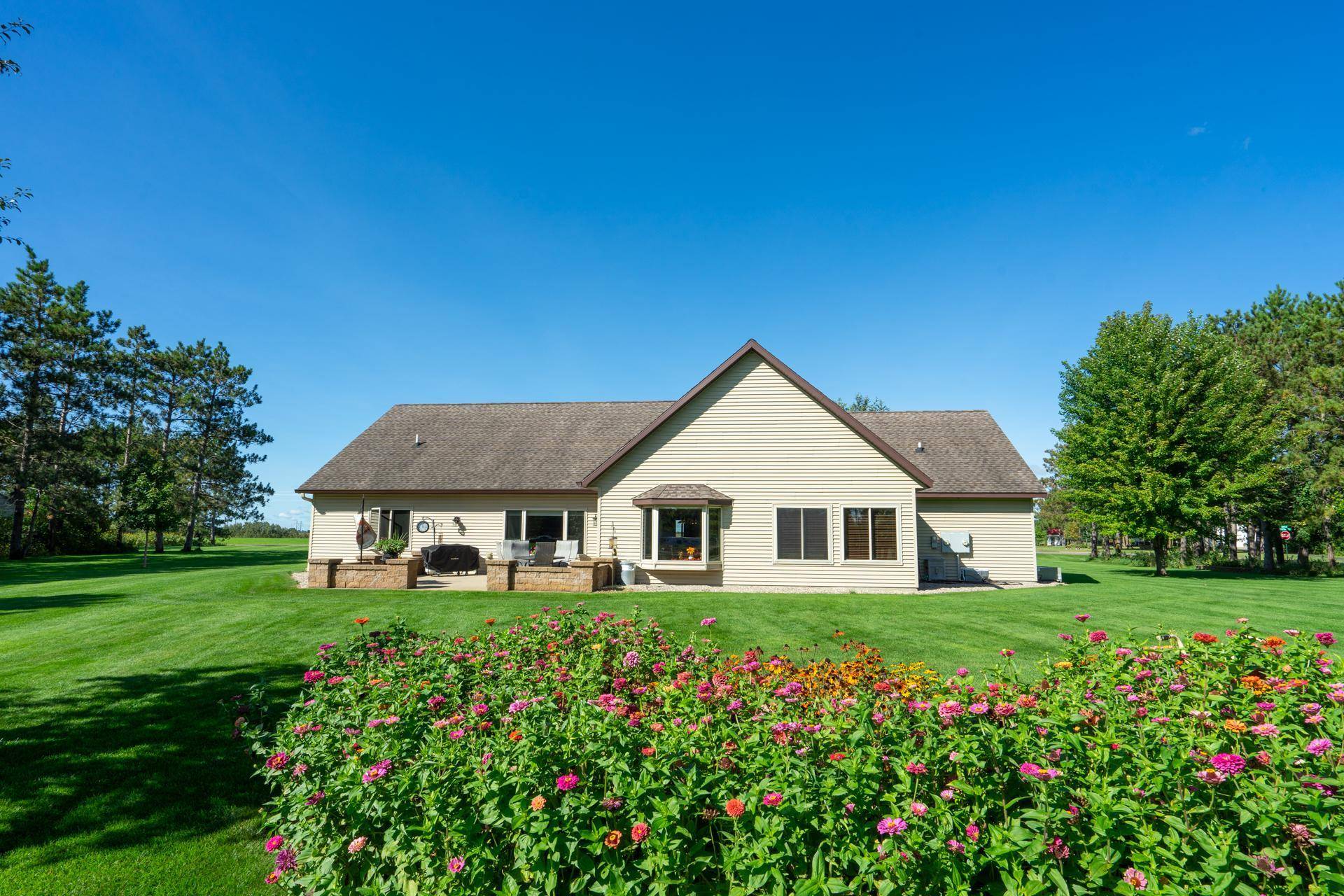 12372 Airport RD, Staples, MN 56479