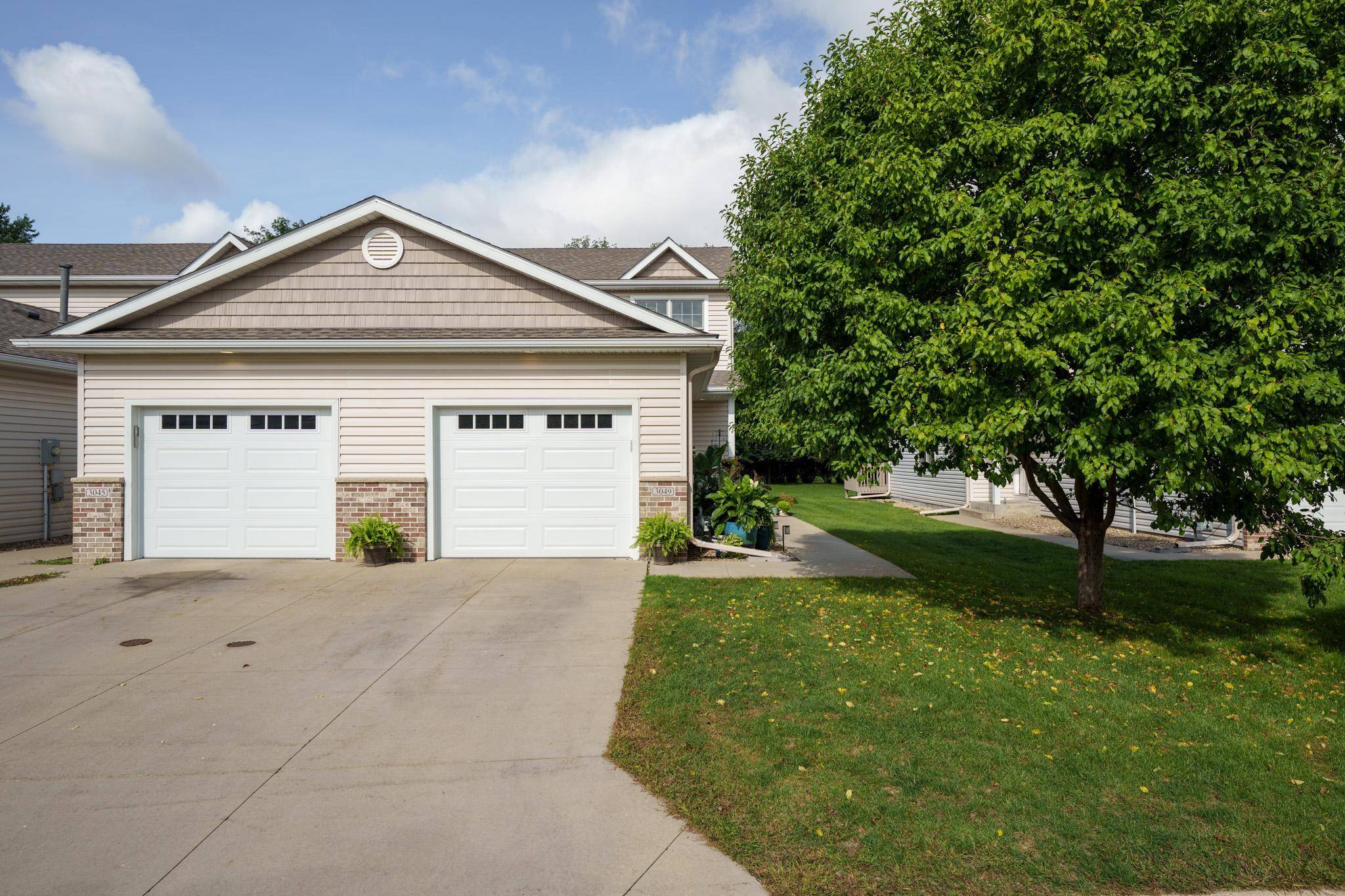 3049 Venice LN NW, Rochester, MN 55901