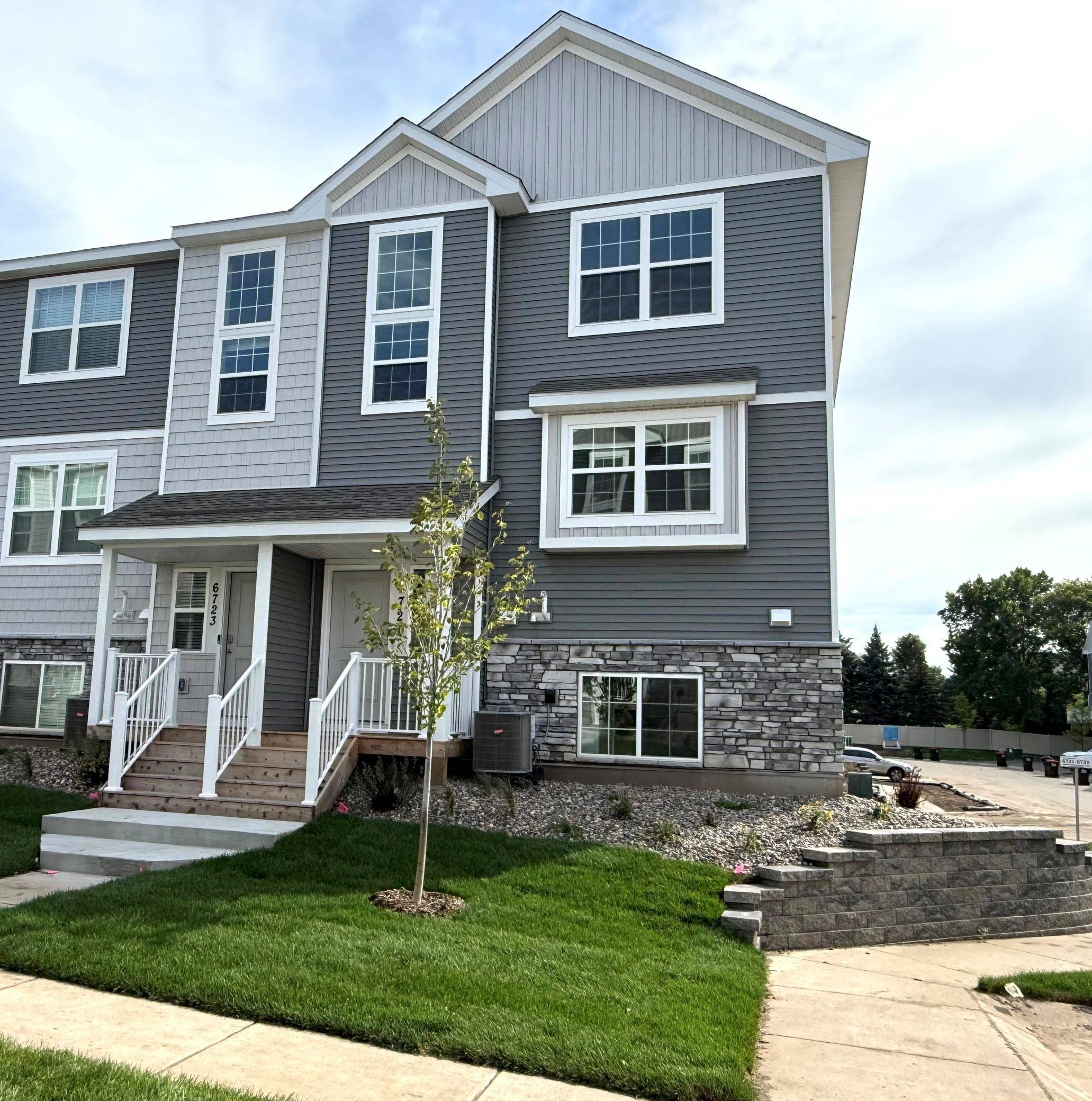 6721 Hinterland TRL S, Cottage Grove, MN 55016