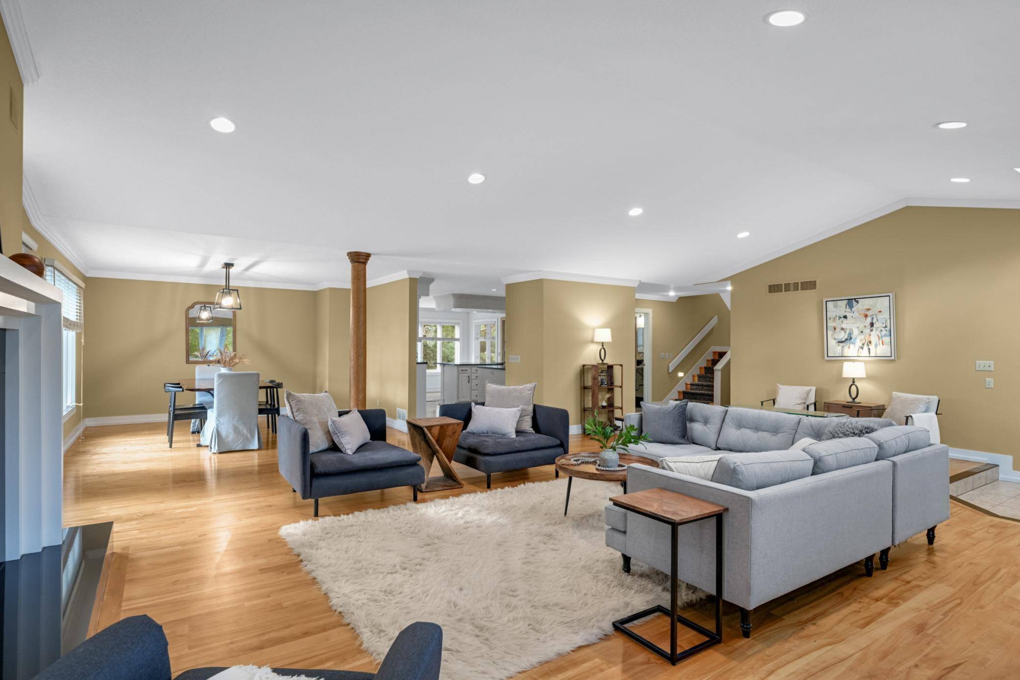 9332 Yukon AVE S, Bloomington, MN 55438