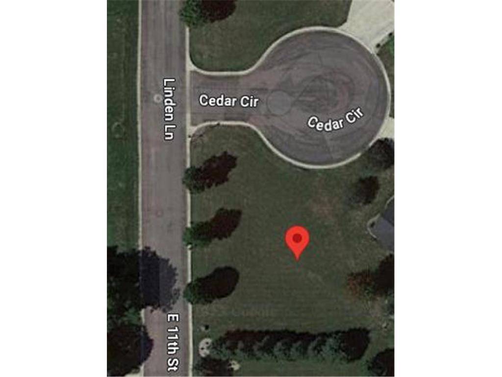 301 Cedar CIR, Winthrop, MN 55396
