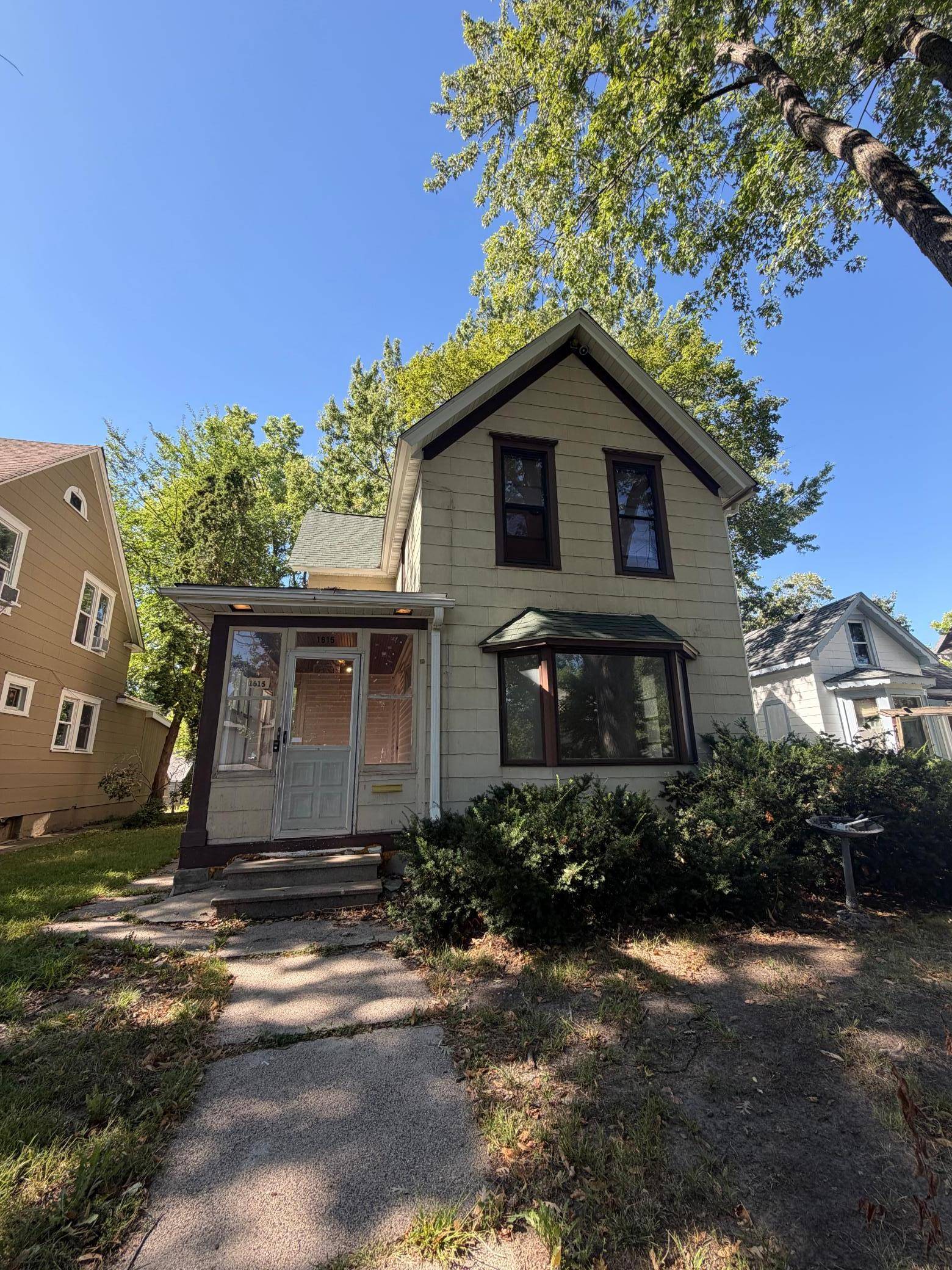 1615 22nd AVE N, Minneapolis, MN 55411