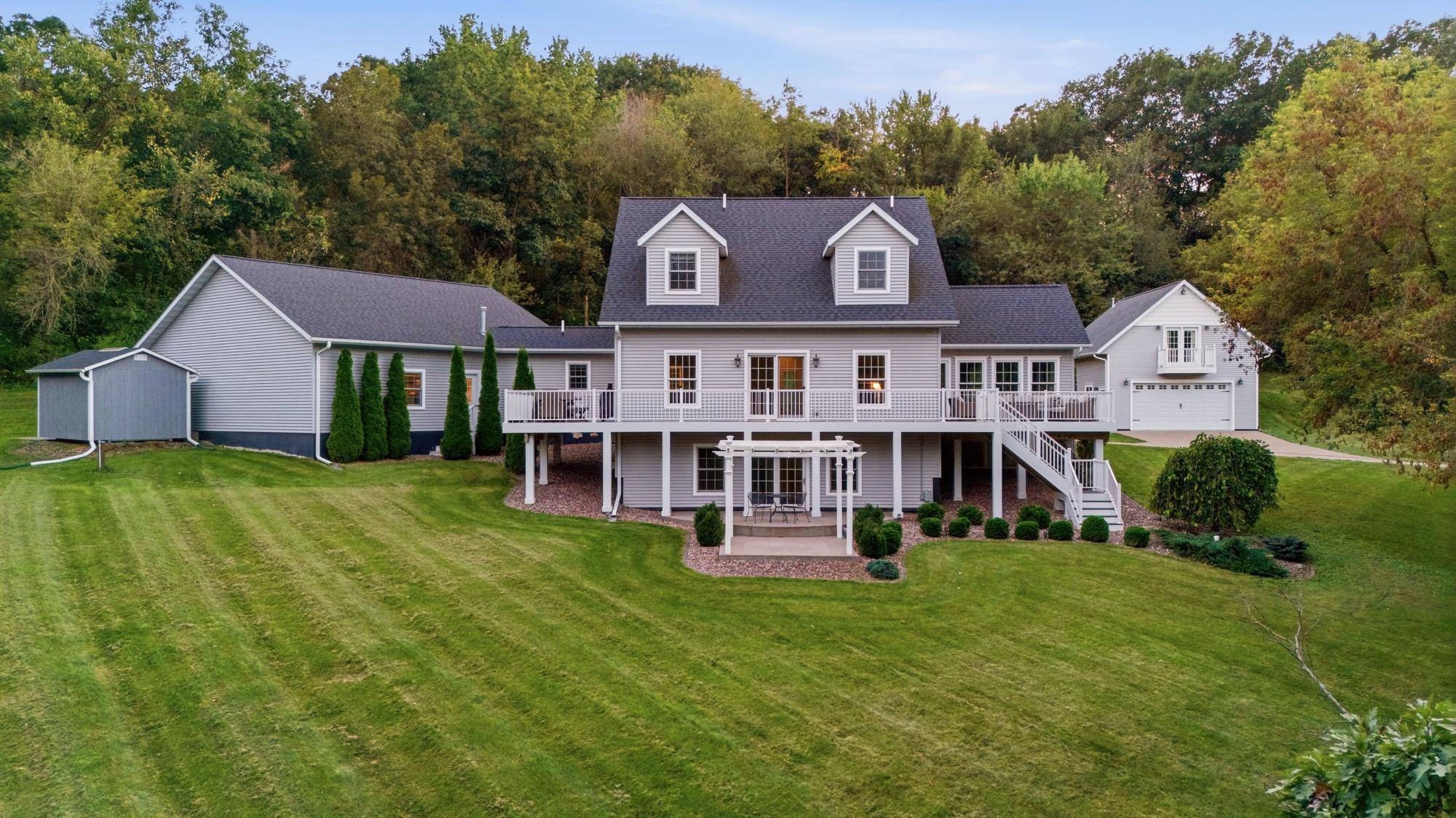 N20322 Sunset Valley RD, Galesville, WI 54630