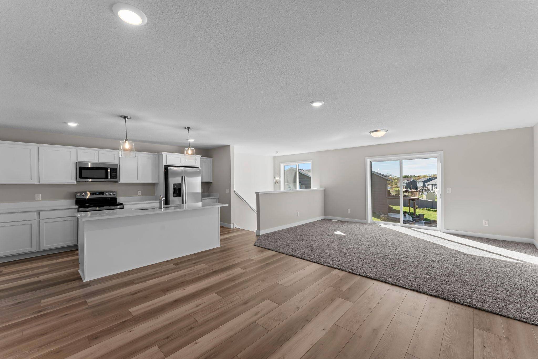 1135 Ivy WAY, Faribault, MN 55021