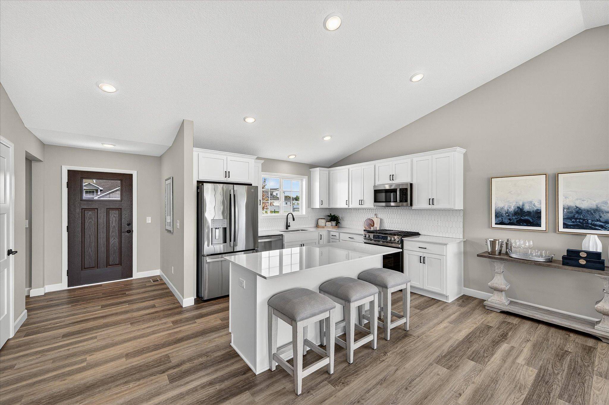 1422 Woods RD NE, Isanti, MN 55040