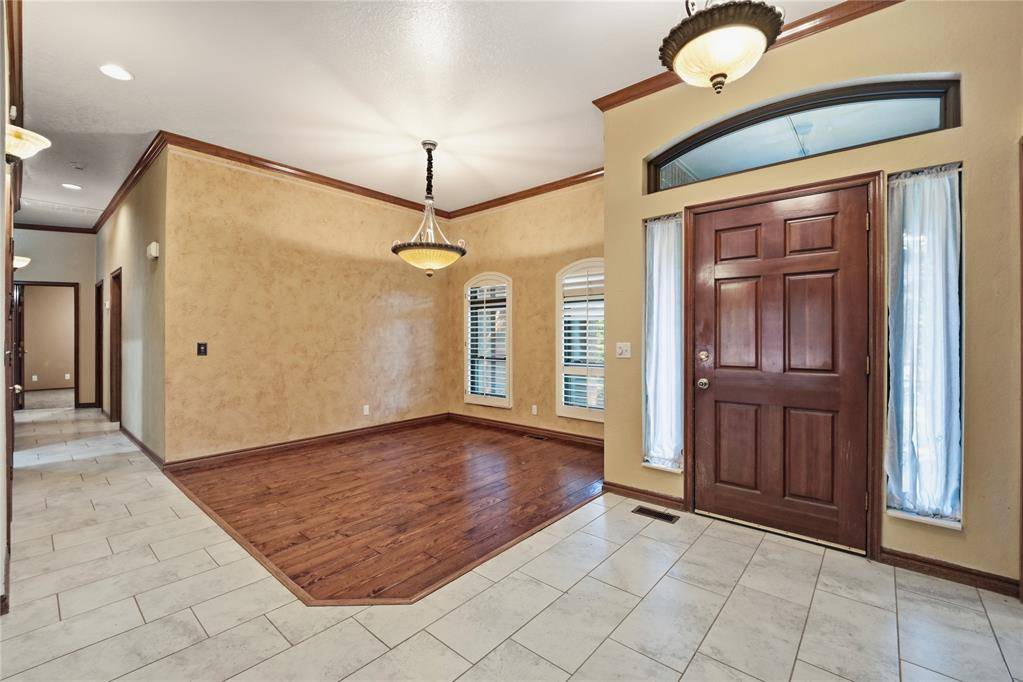13513 Green Cedar LN, Oklahoma City, OK 73131
