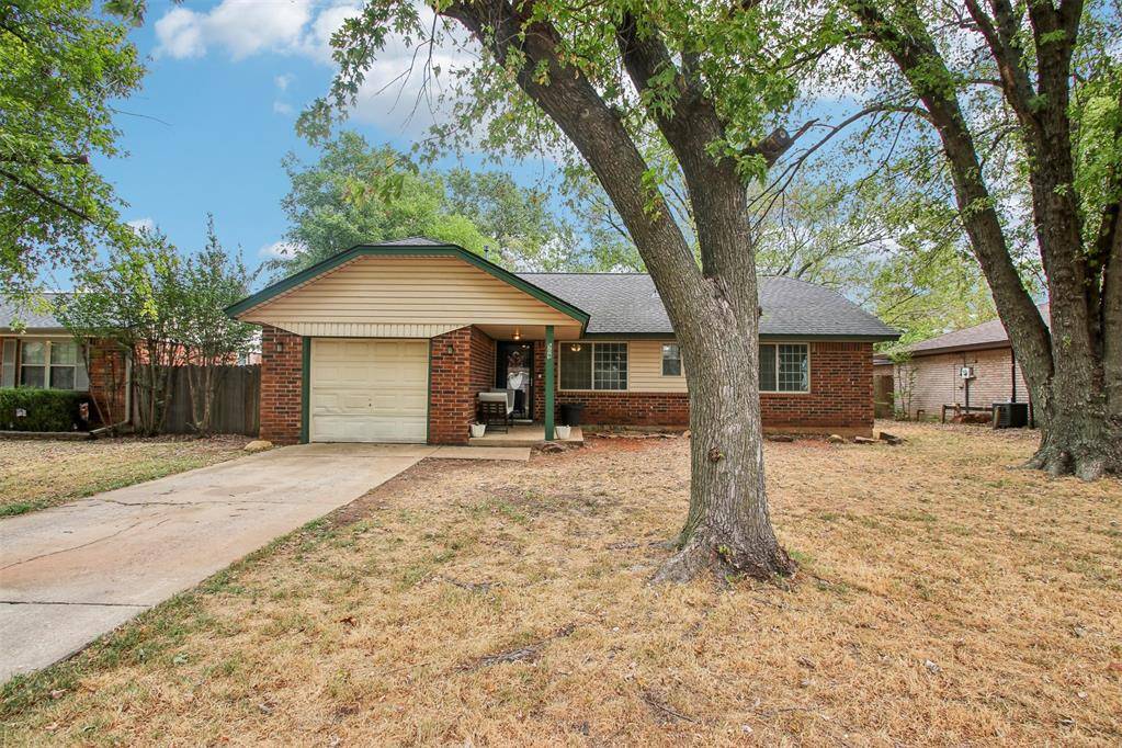 509 Riverview DR, Noble, OK 73068