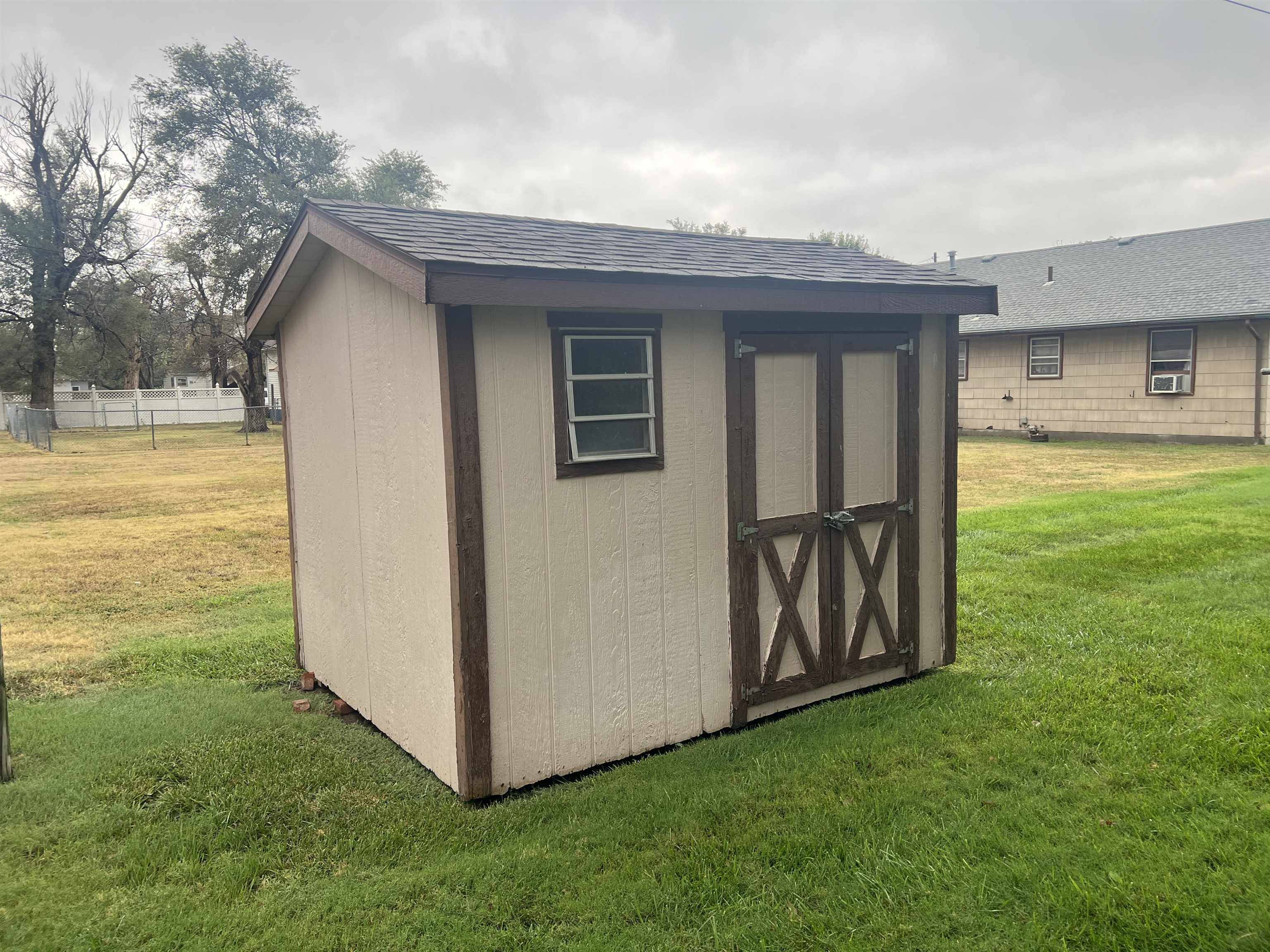 411 E 2nd, St John, KS 67676