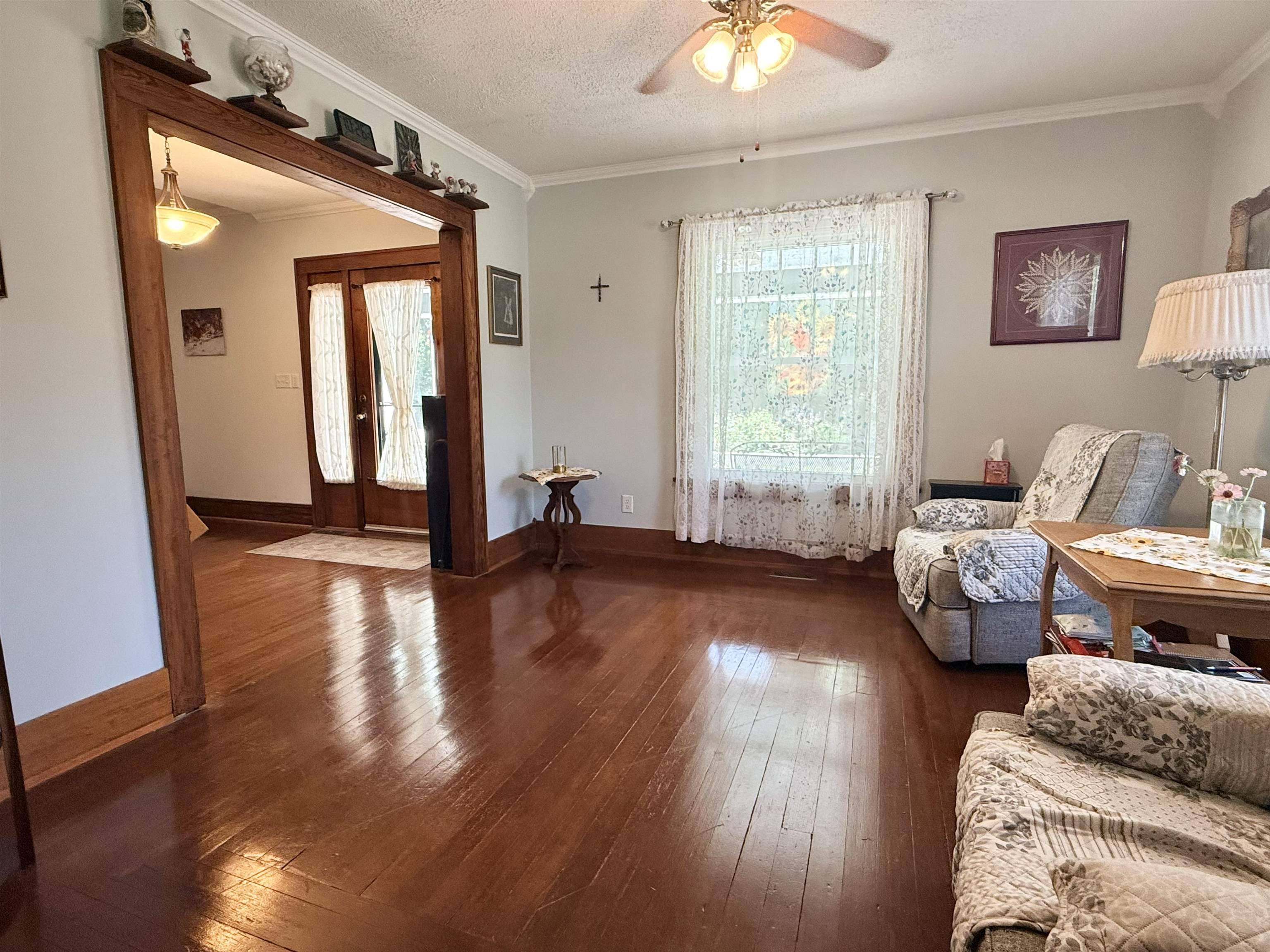 673 Walnut, Marion, KS 66861