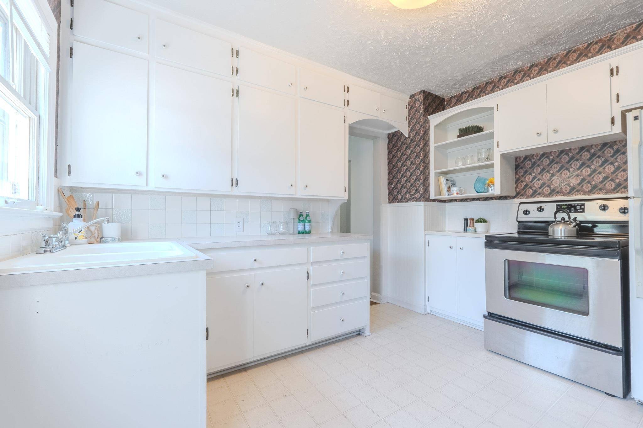2334 S Ida, Wichita, KS 67211